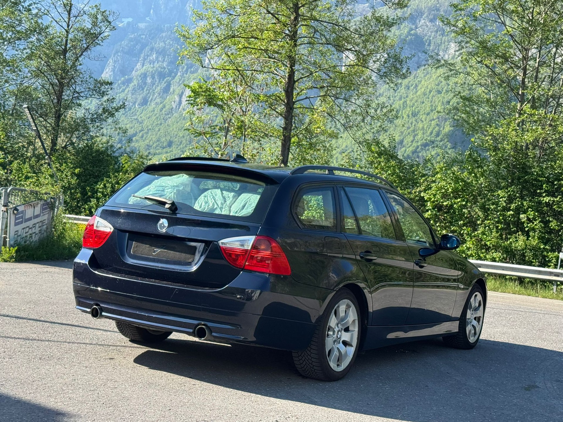 BMW 335xi Touring Steptronic-image-6