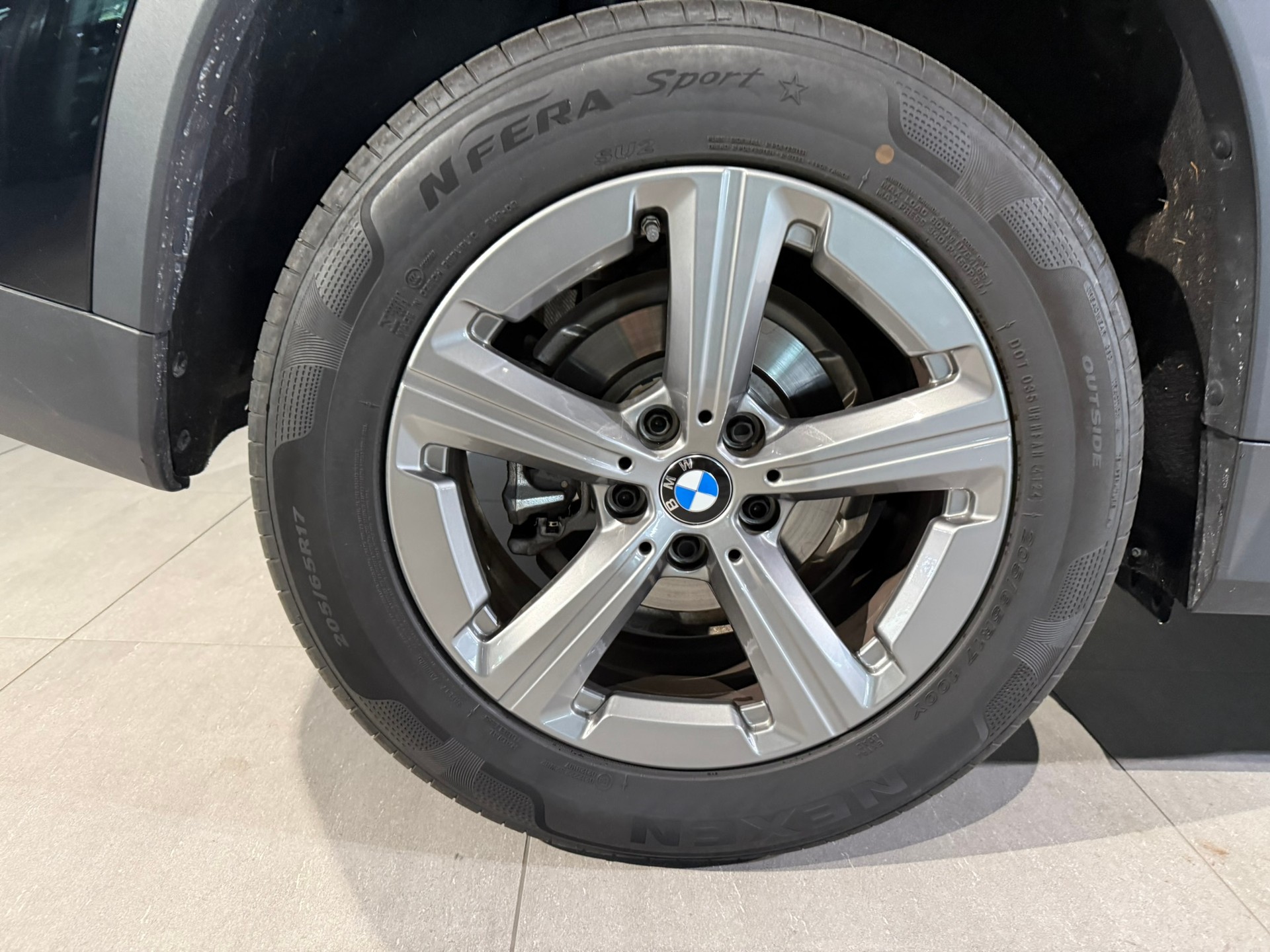 BMW X1 sDrive 18i-image-7