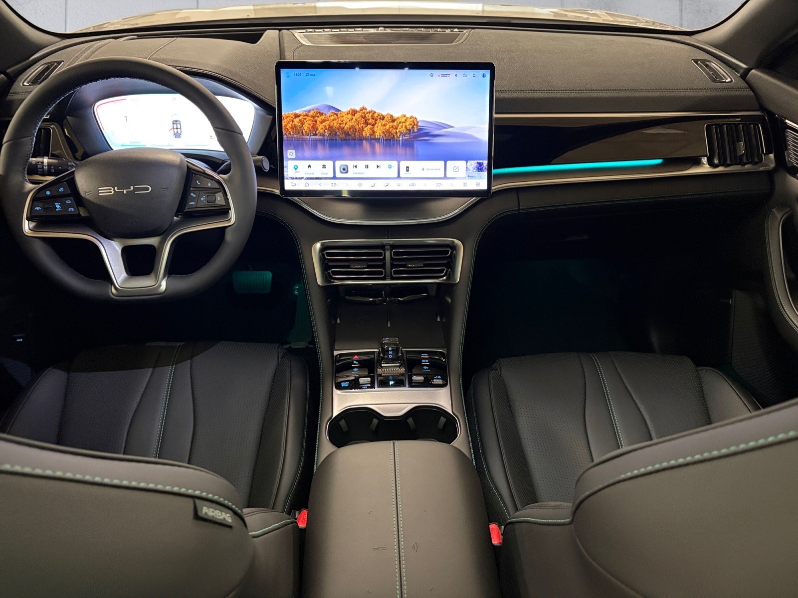 BYD Seal U DM-i Design AWD / #1 Elite Dealer – AutoScout24 Award 2025 Winner-image-11