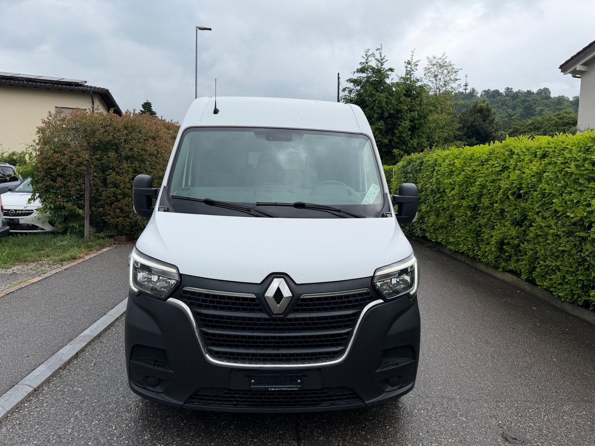 RENAULT Master T33 2.3dCi 135 L2H2-image-0
