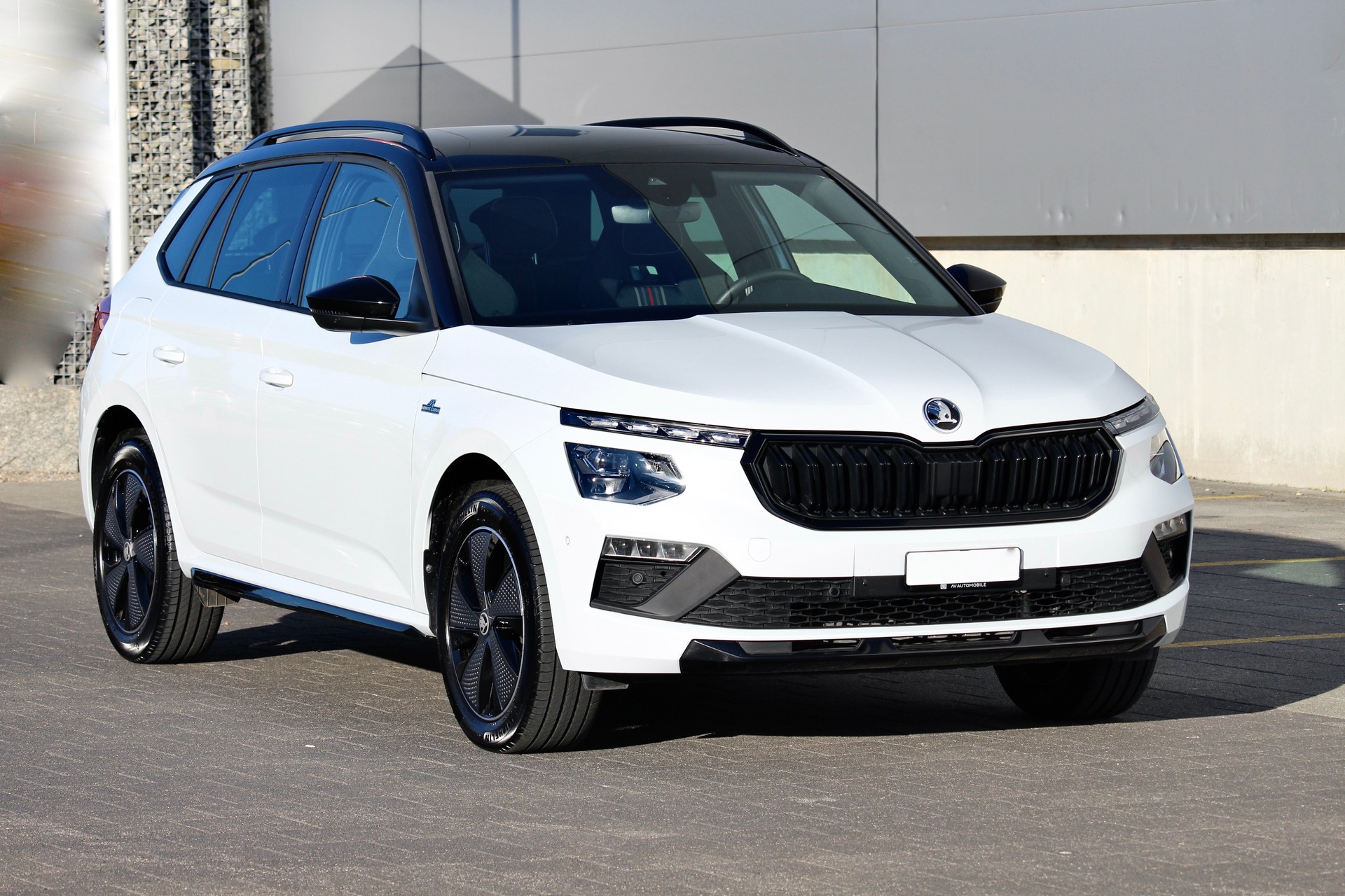 SKODA Kamiq 1.5 TSI Monte Carlo DSG 150PS *Facelift Model *Panorama-Glasdach *5 jahre Werks-Garantie *elektr. Heckklappe *elektr. AHK-image-2