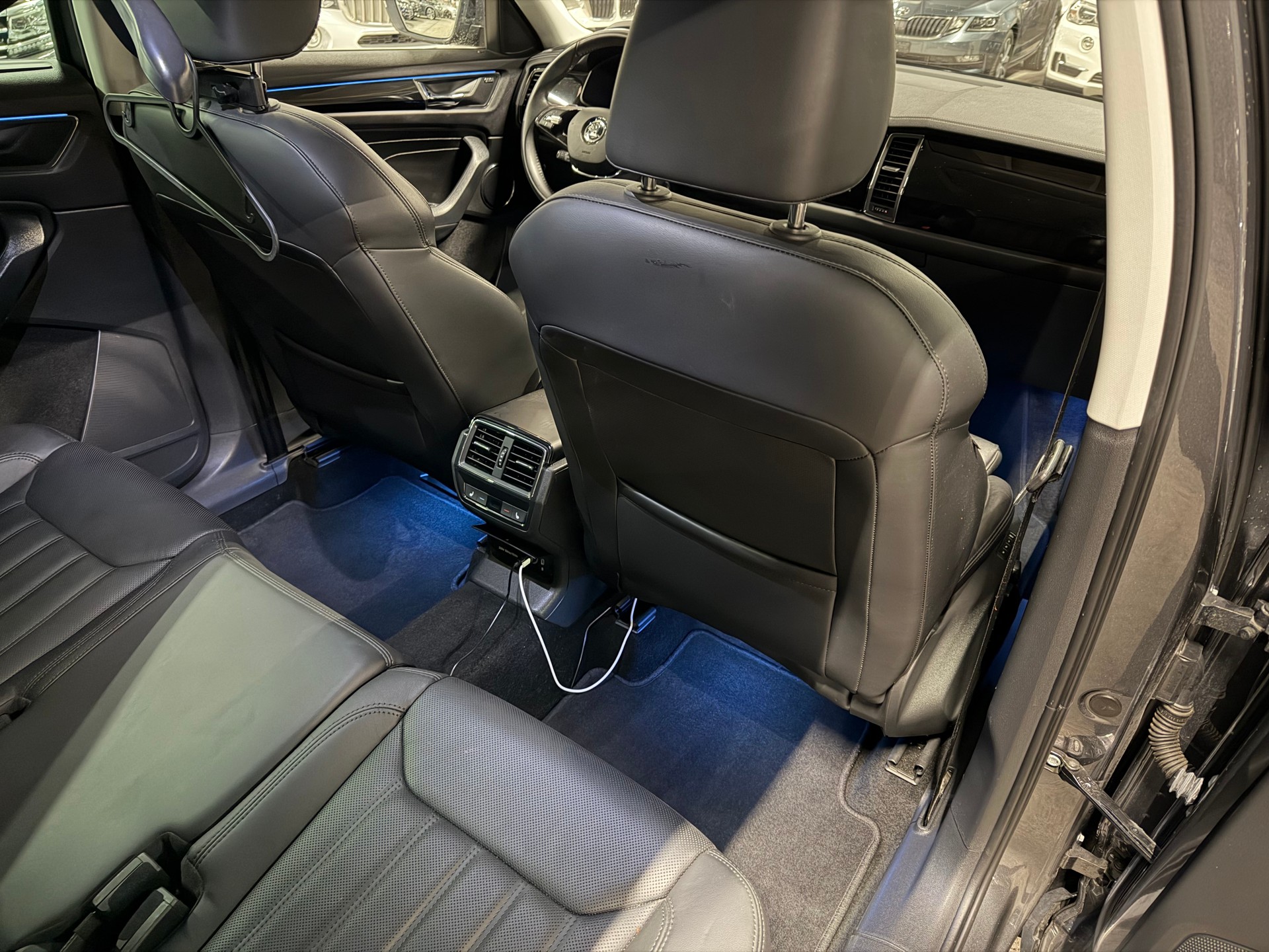 SKODA Kodiaq 2.0 TDI CR L&K 4x4 DSG-image-10