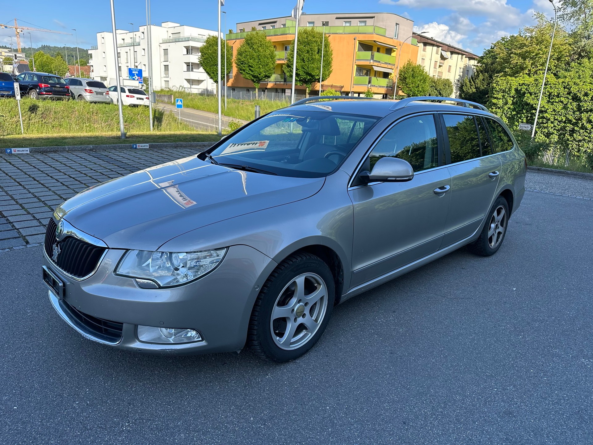 SKODA Superb Combi 2.0 TDi Elegance 4x4 DSG