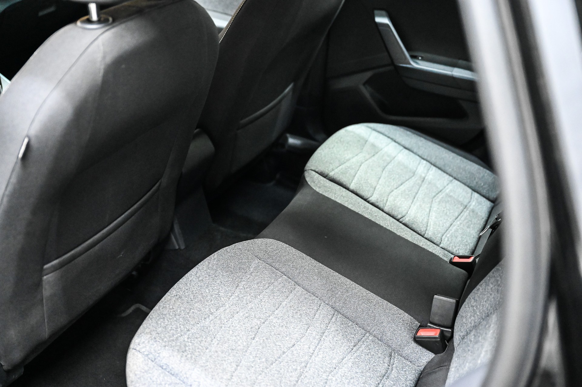 SEAT Arona 1.0 TSI 110 Style DSG-image-21