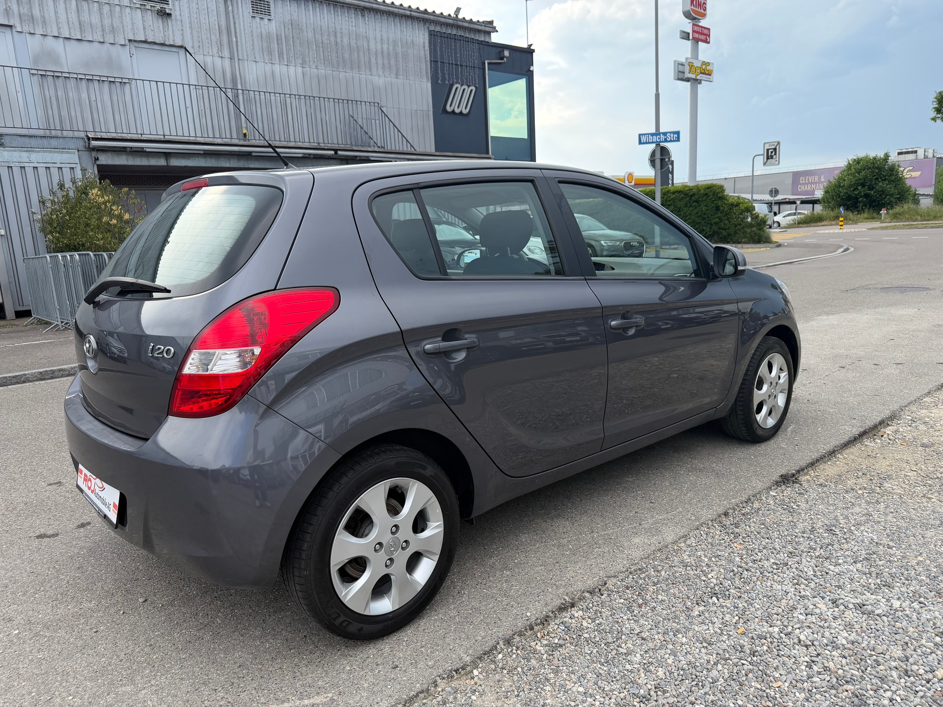 HYUNDAI i20 1.4 Style-image-4