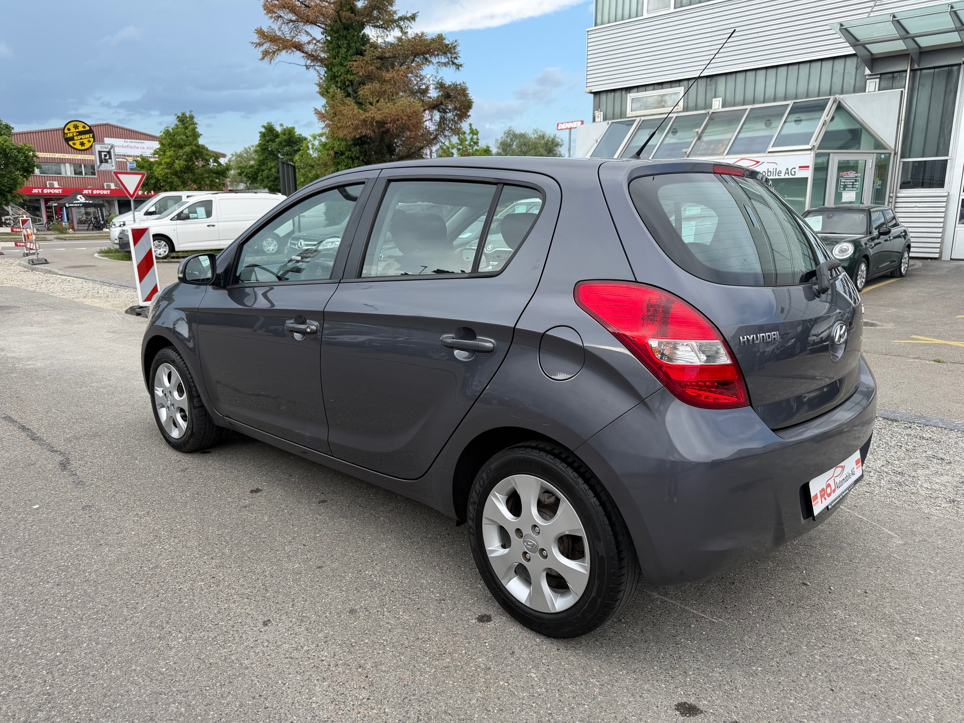 HYUNDAI i20 1.4 Style-image-6