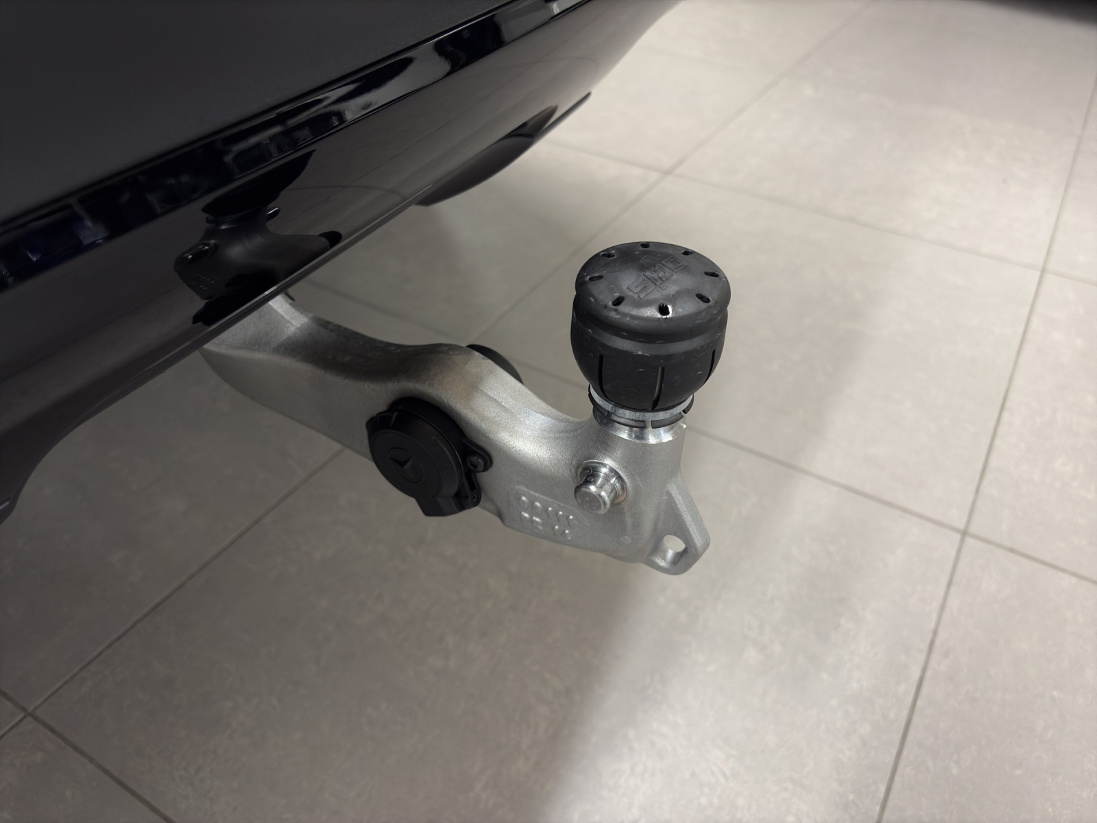 MERCEDES-BENZ GLE 450 4M-image-16