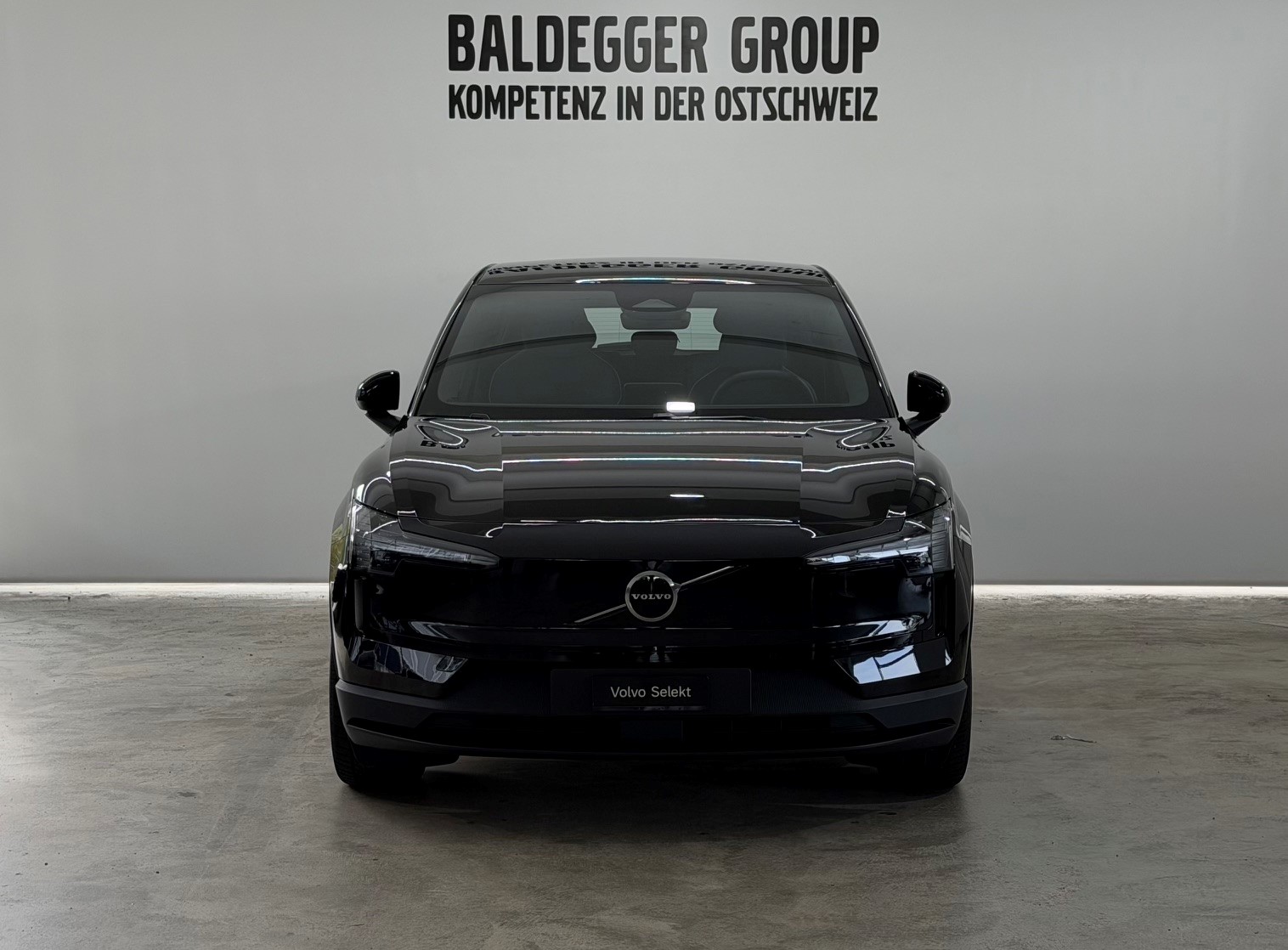 VOLVO EX 30 E60 Twin Plus Performance-image-8