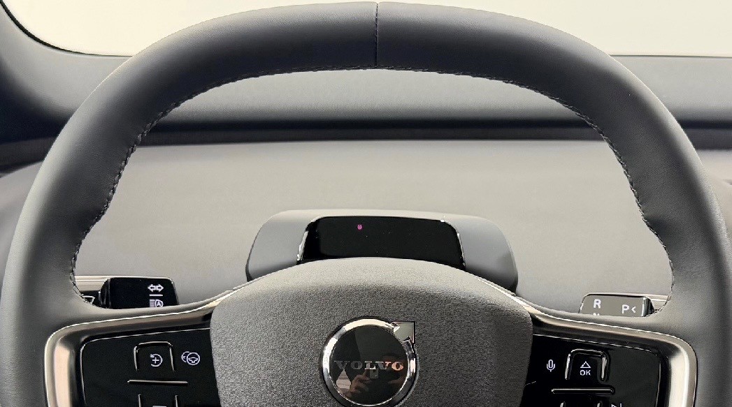 VOLVO EX 30 E60 Twin Plus Performance-image-11