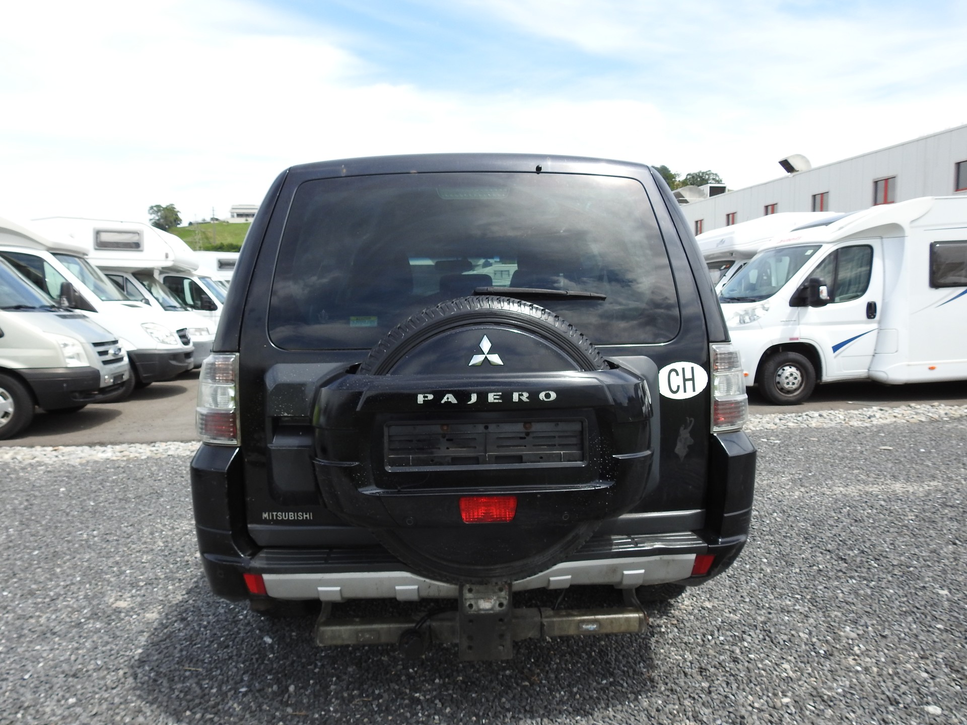 MITSUBISHI Pajero 3.2 DI-D Swiss Edition Automatic-image-4