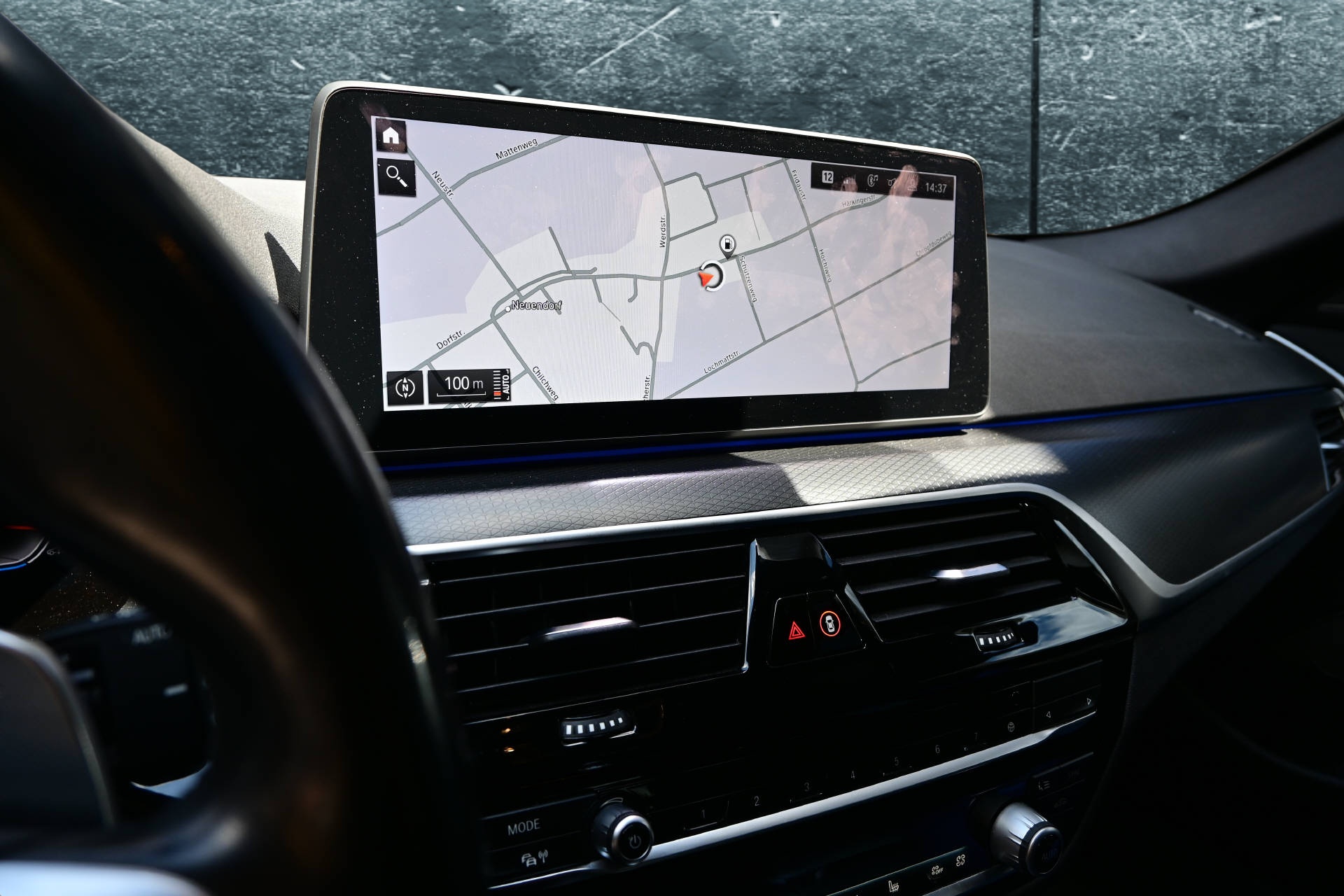 BMW 540d xDrive Touring *M-Sport*H&K*HUD*Laser Light*-image-18