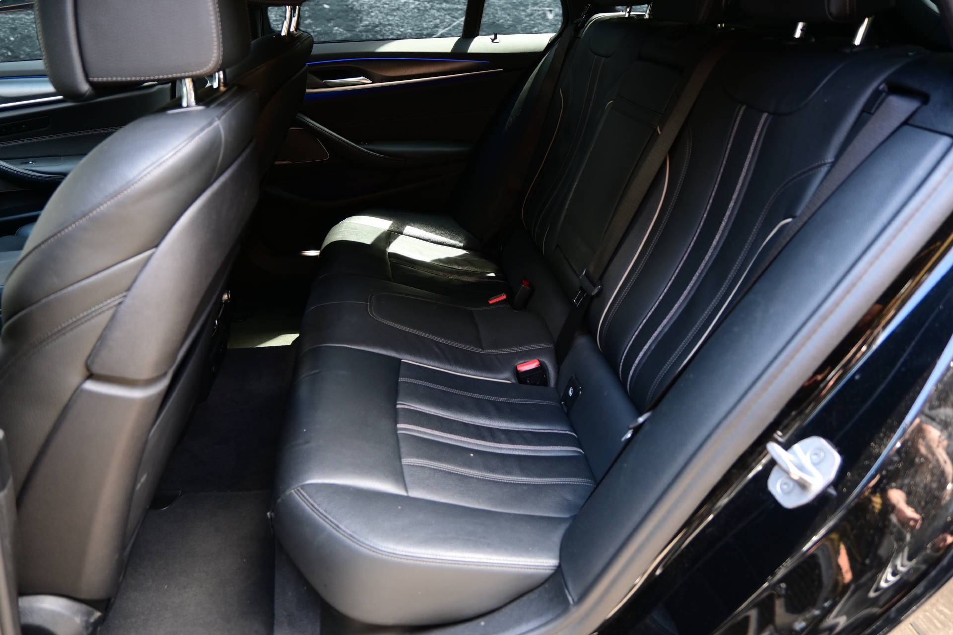 BMW 540d xDrive Touring *M-Sport*H&K*HUD*Laser Light*-image-13