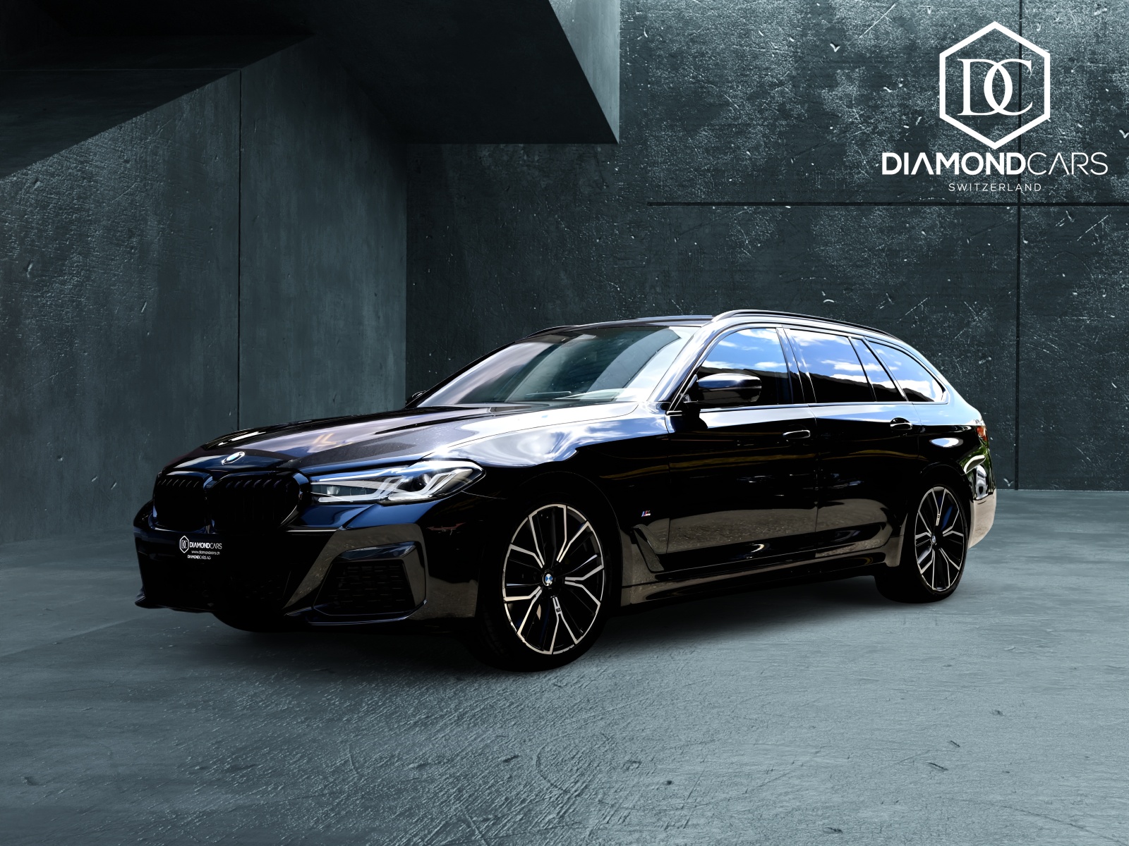 BMW 540d xDrive Touring *M-Sport*H&K*HUD*Laser Light*-image-0
