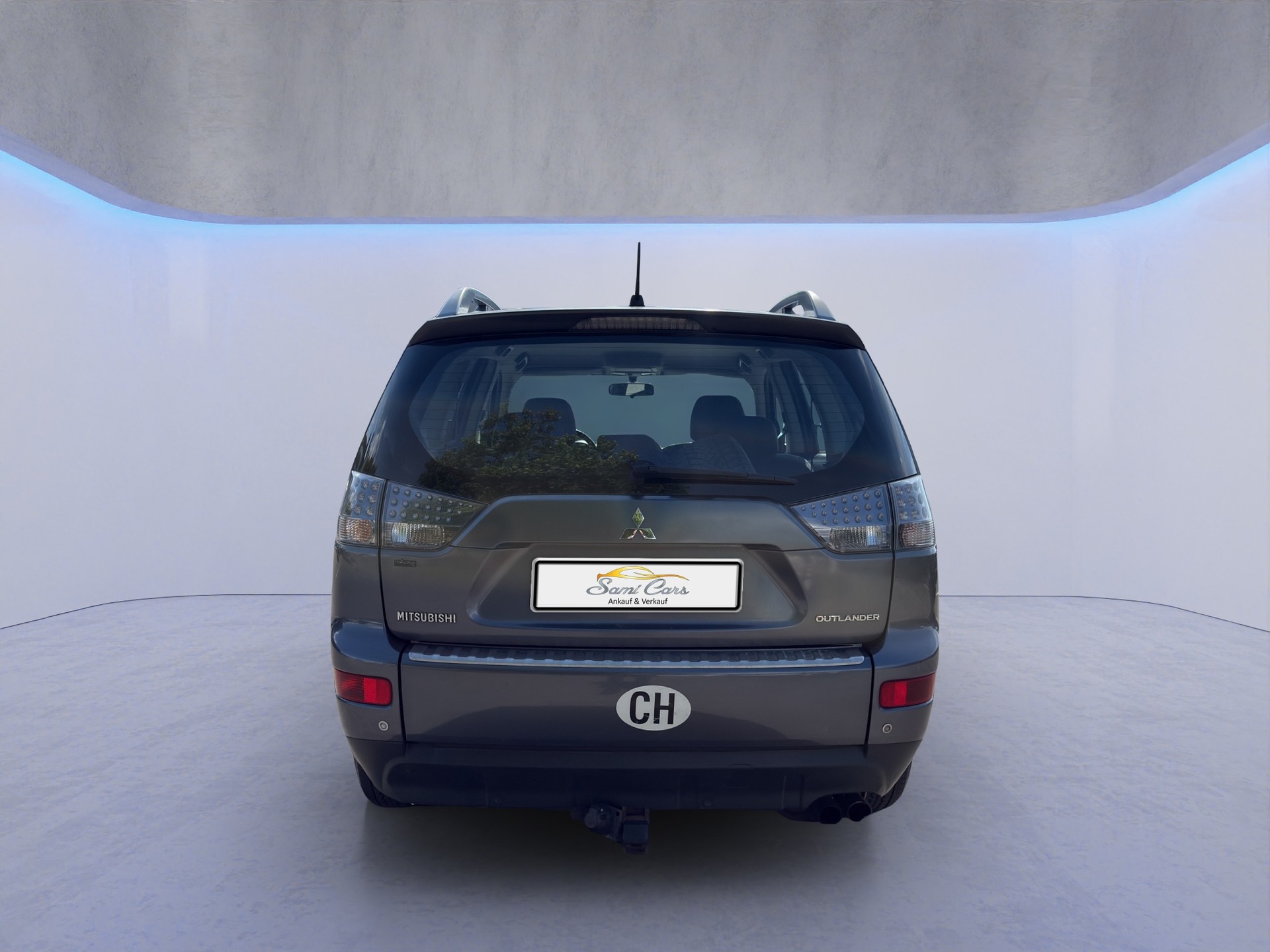 MITSUBISHI Outlander 2.0 DID Instyle 4WD-image-5