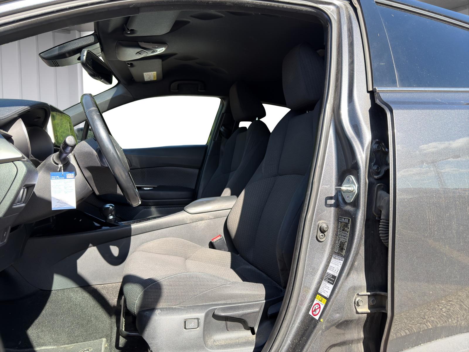 TOYOTA C-HR 1.8 HSD Trend CVT-image-8