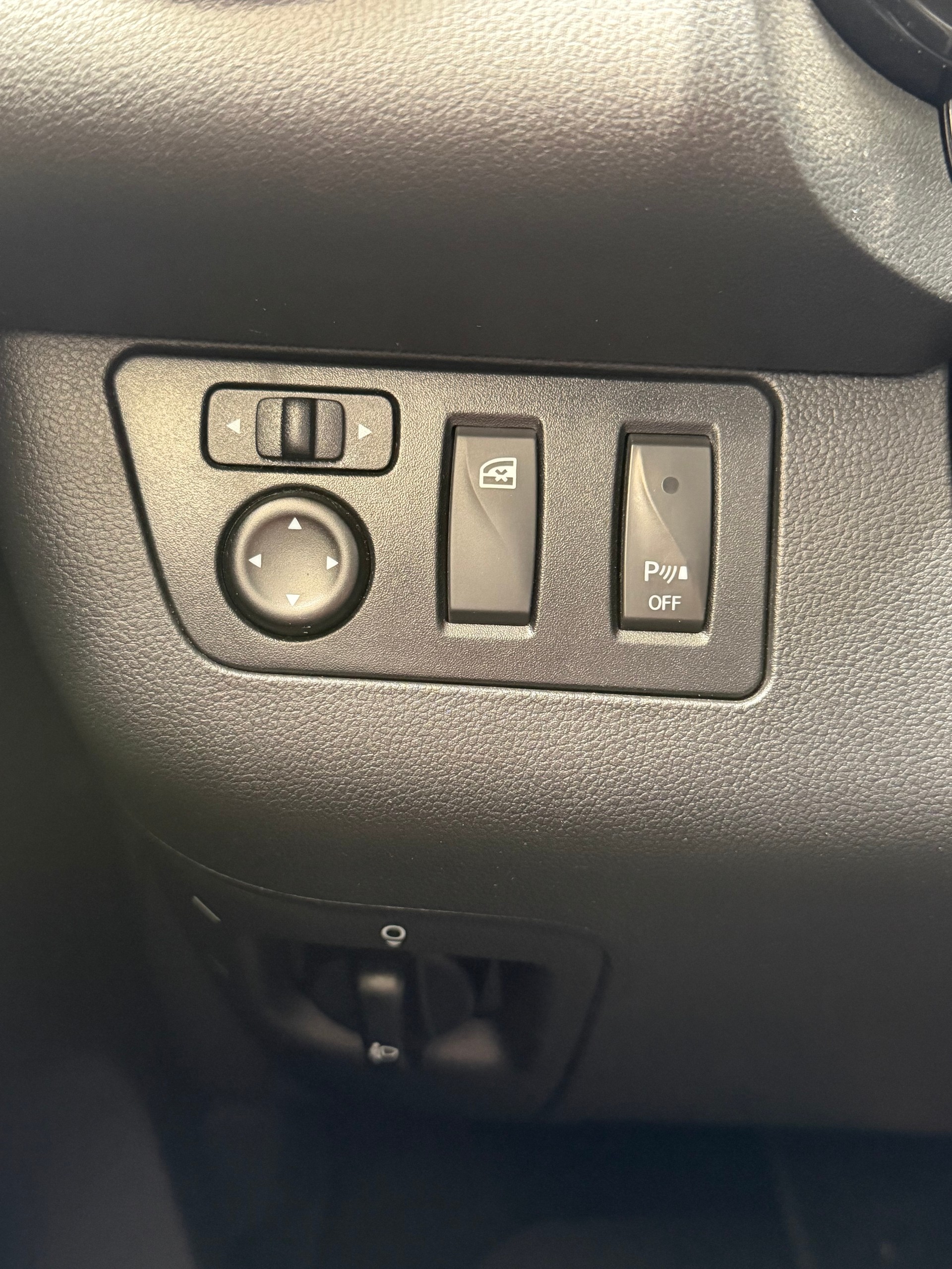DACIA Spring 27 kWh Electric 65 Extreme-image-13