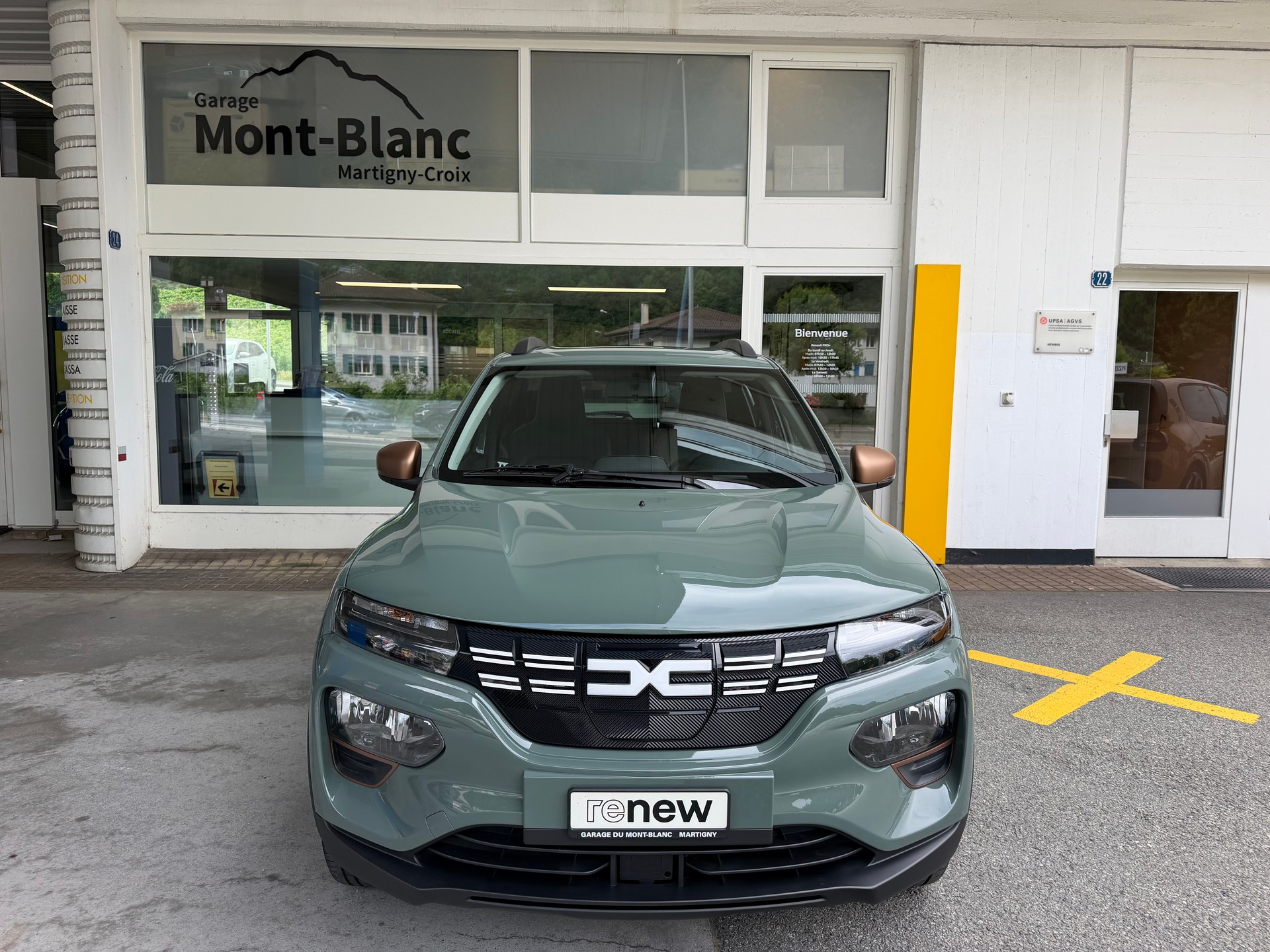 DACIA Spring 27 kWh Electric 65 Extreme-image-4