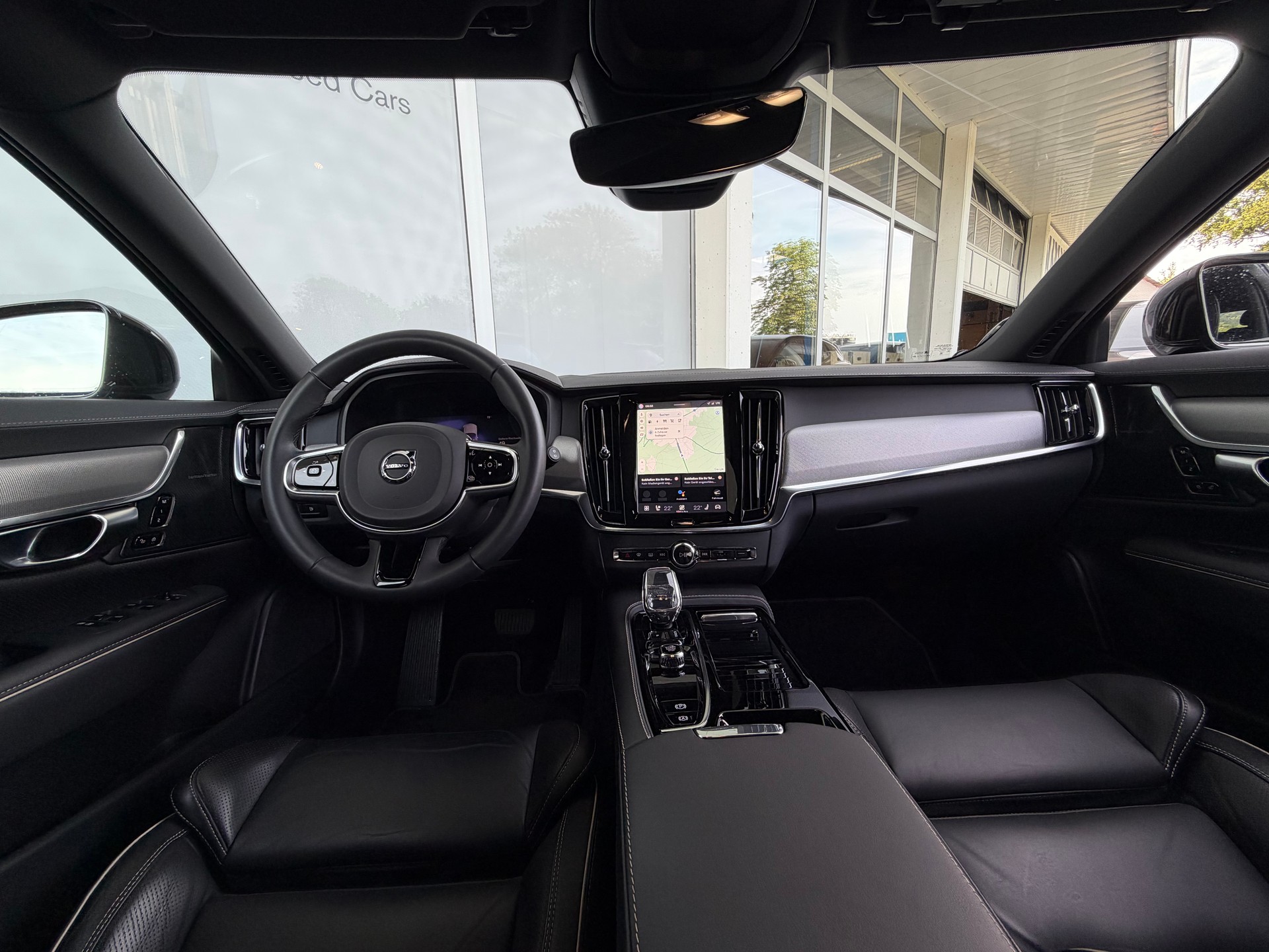 VOLVO V90 T8 eAWD Plus Dark Geartronic-image-7