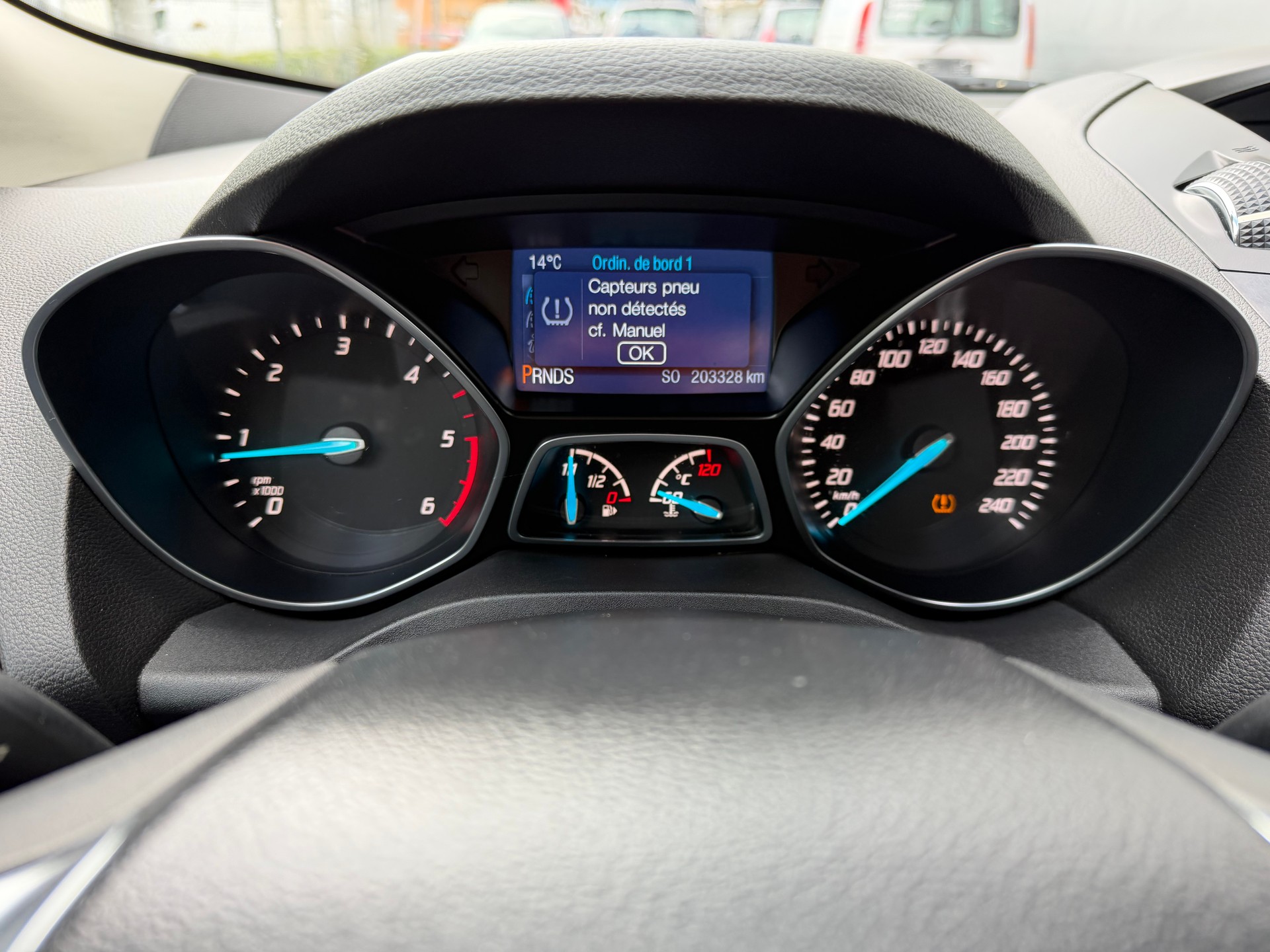 FORD Kuga 2.0 TDCi Titanium 4WD PowerShift-image-6