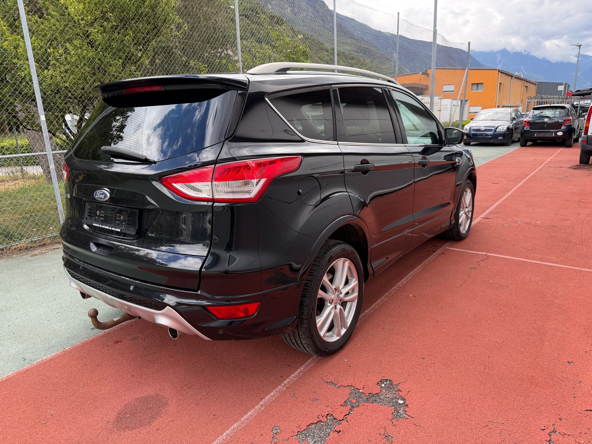 FORD Kuga 2.0 TDCi Titanium 4WD PowerShift-image-3
