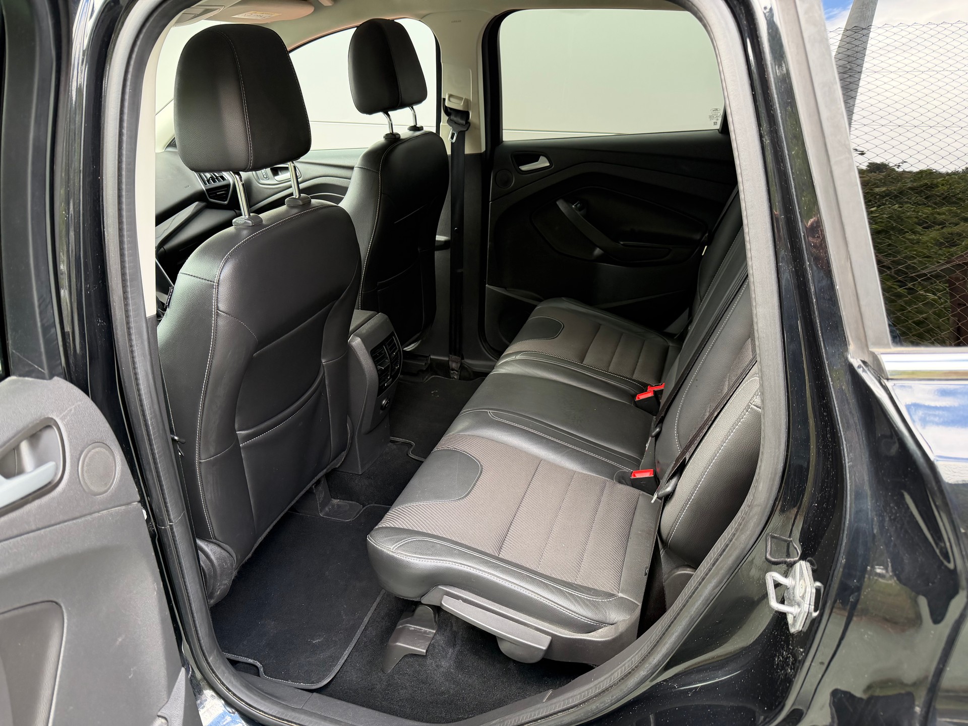 FORD Kuga 2.0 TDCi Titanium 4WD PowerShift-image-10