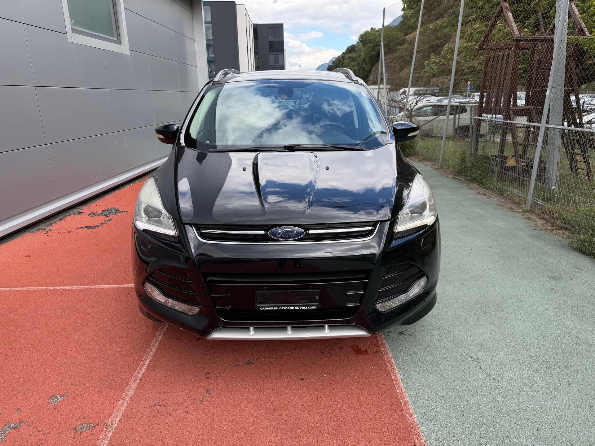 FORD Kuga 2.0 TDCi Titanium 4WD PowerShift-image-2