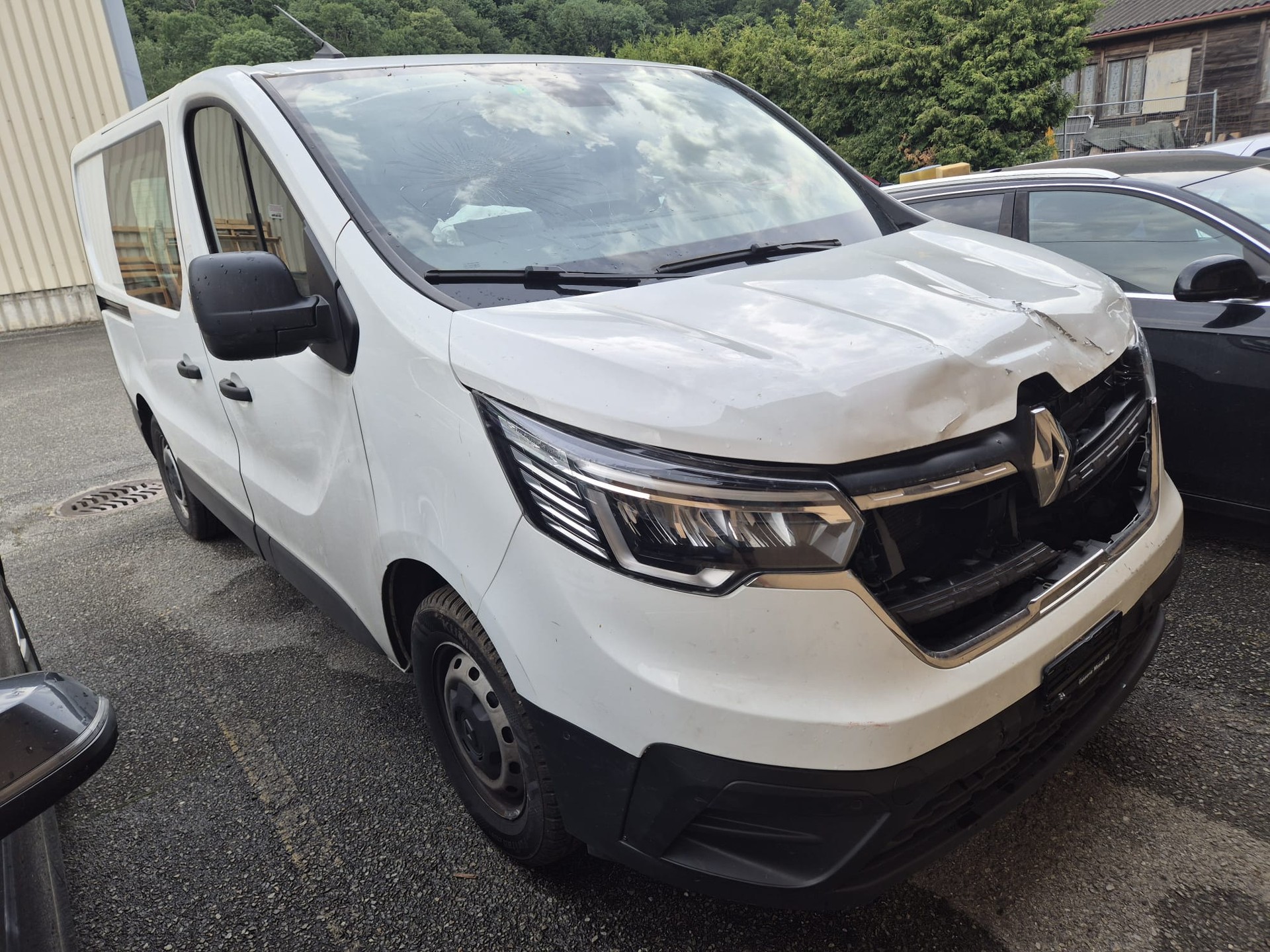 RENAULT Trafic 2.0 Blue dCi 150 Advance L2H1 EDC EN-image-2