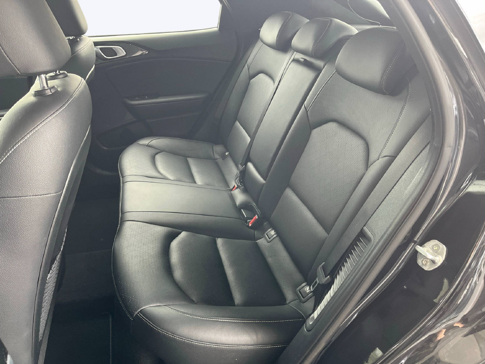 KIA XCeed 1.6 GDi Plug-in Hybrid Style-image-10