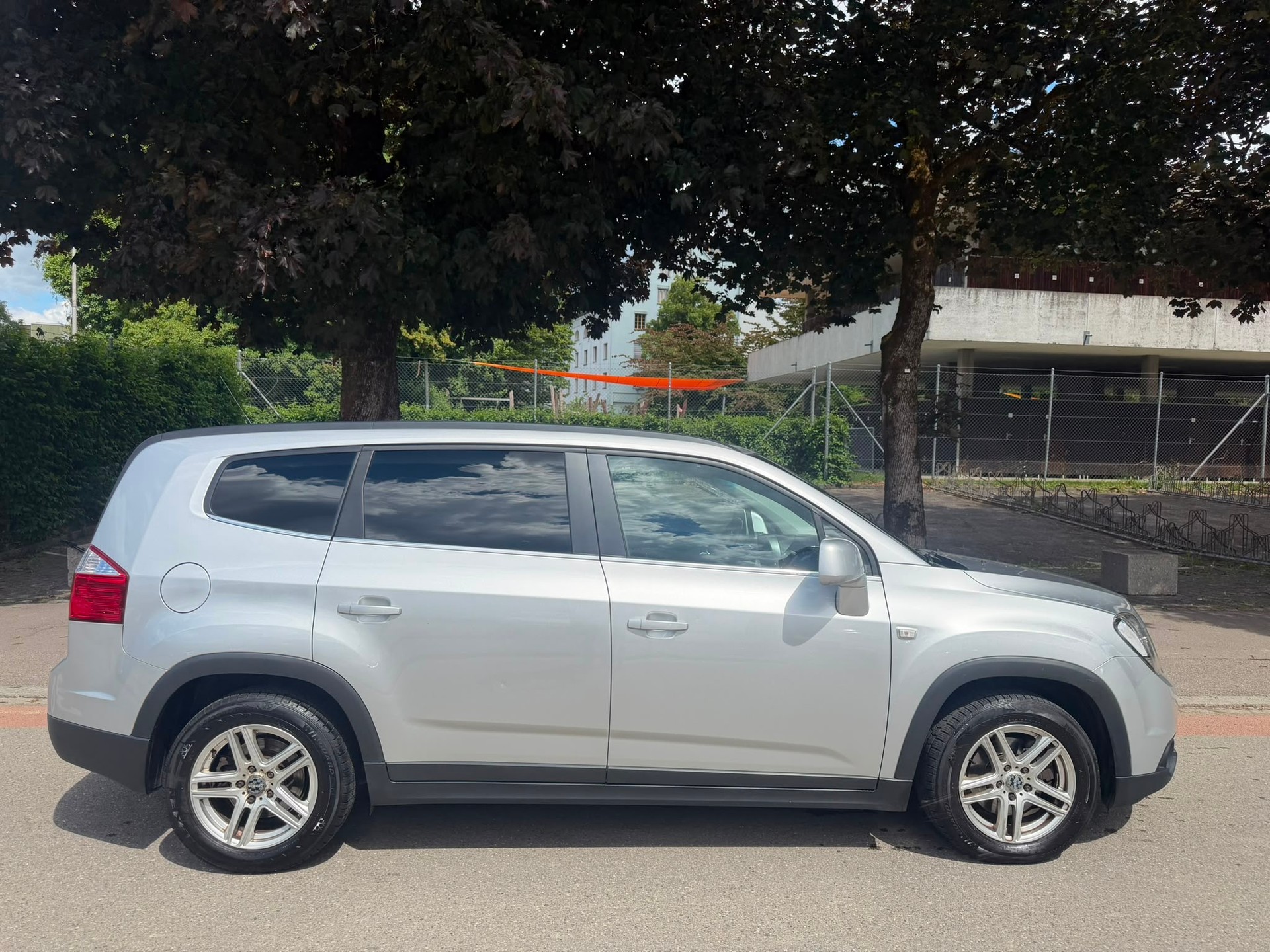 CHEVROLET Orlando 1.4 Turbo LTZ-image-3