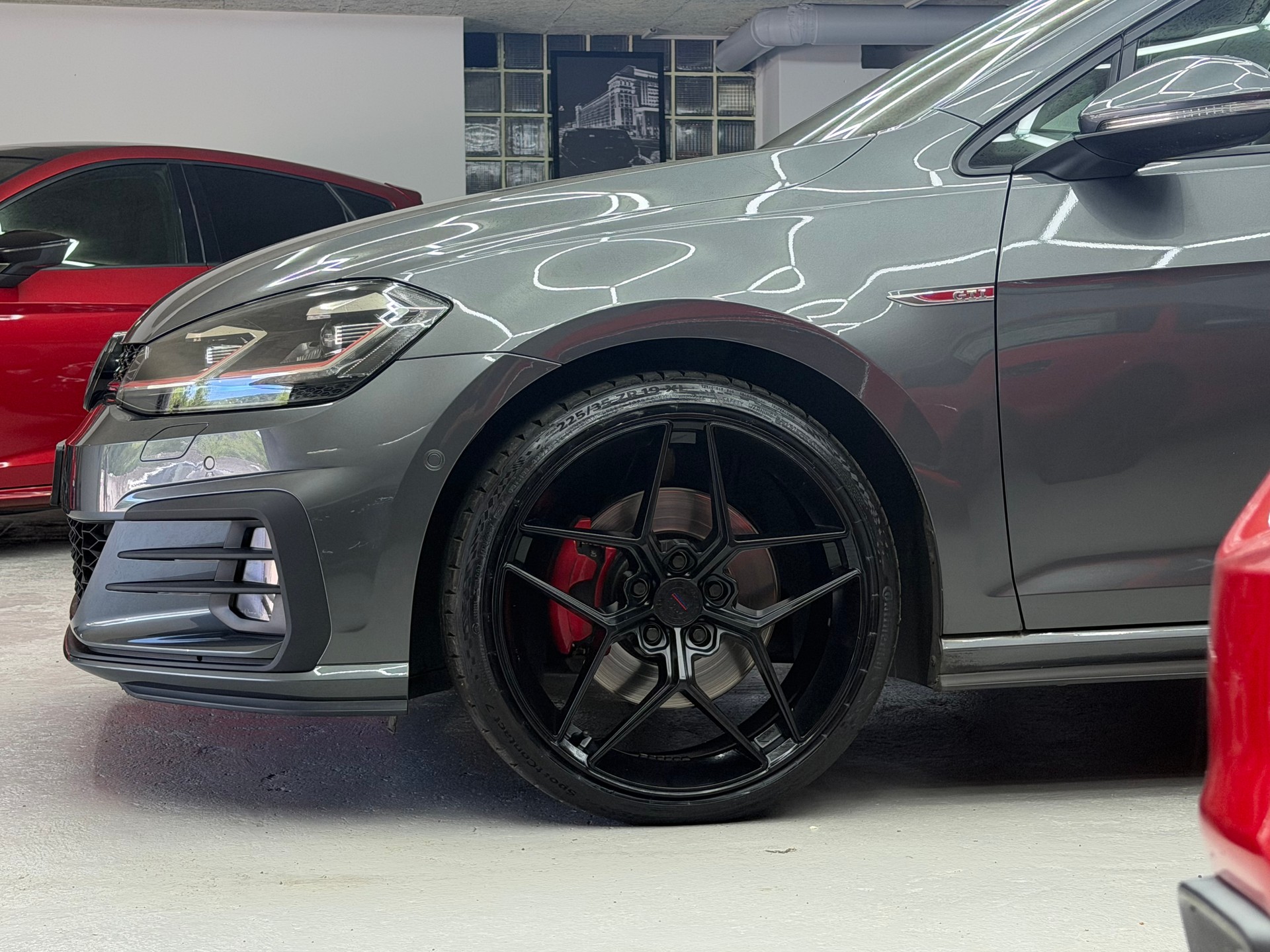 VW Golf 2.0 TSI GTI DSG *CH Auto/19’ black wheels*-image-3