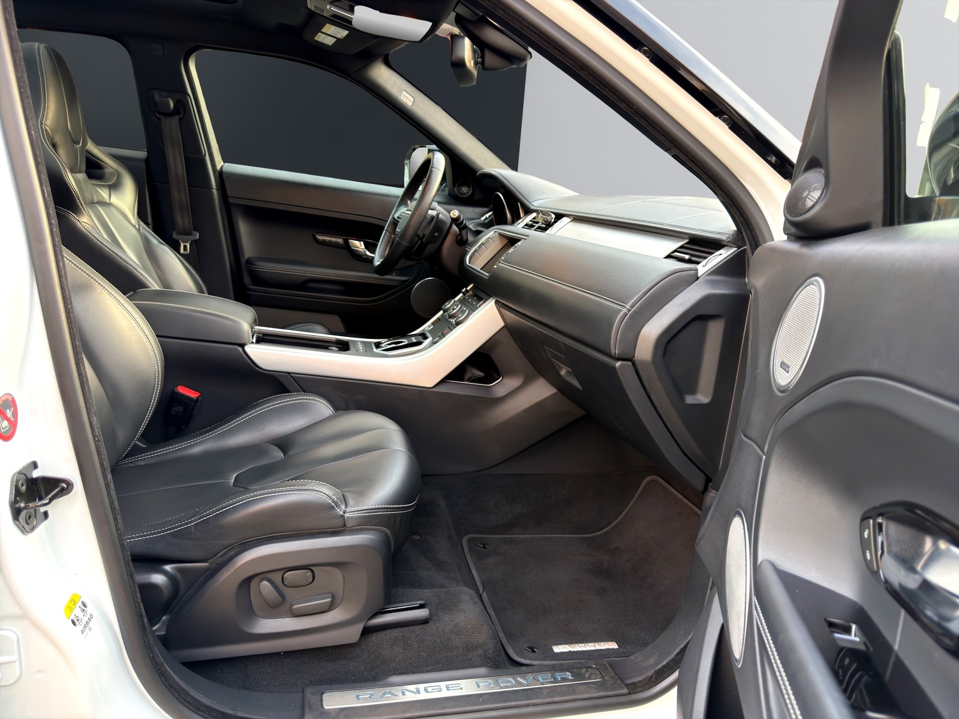 LAND ROVER Range Rover Evoque 2.0 Si4 Prestige AT6-image-22