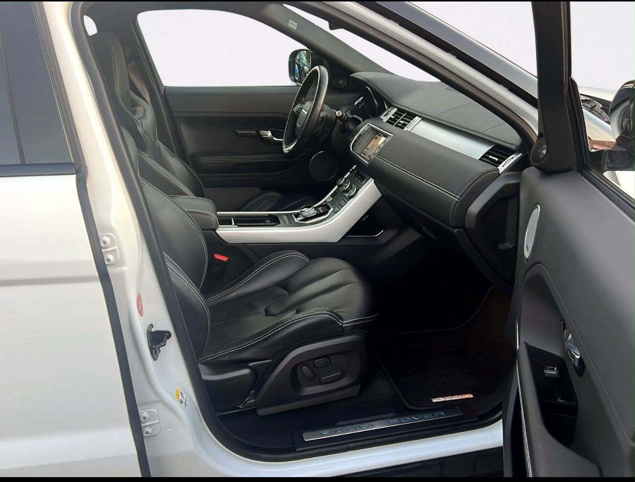 LAND ROVER Range Rover Evoque 2.0 Si4 Prestige AT6-image-3