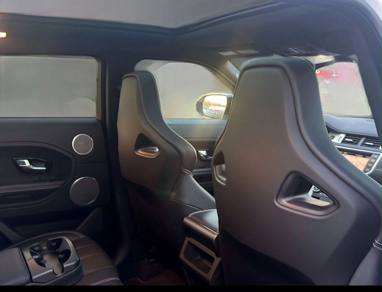 LAND ROVER Range Rover Evoque 2.0 Si4 Prestige AT6-image-6