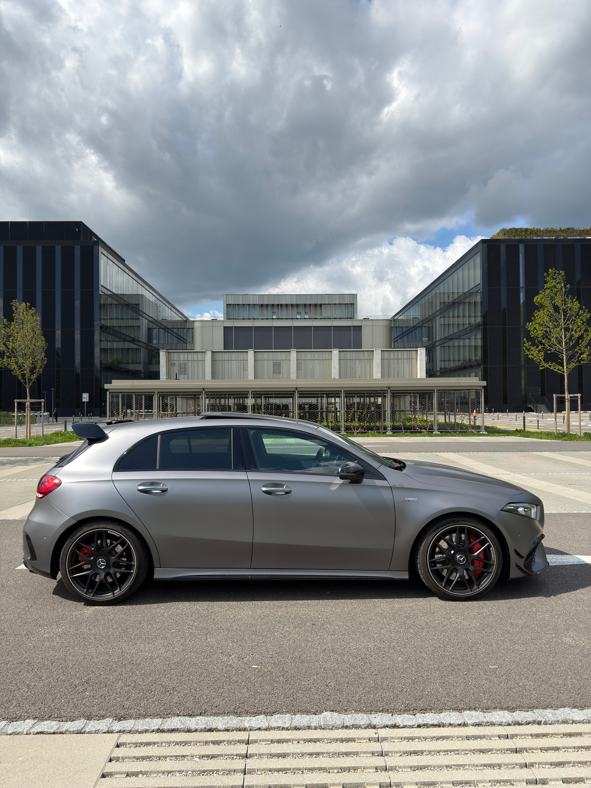 MERCEDES-BENZ A 45 S AMG 4matic+-image-5