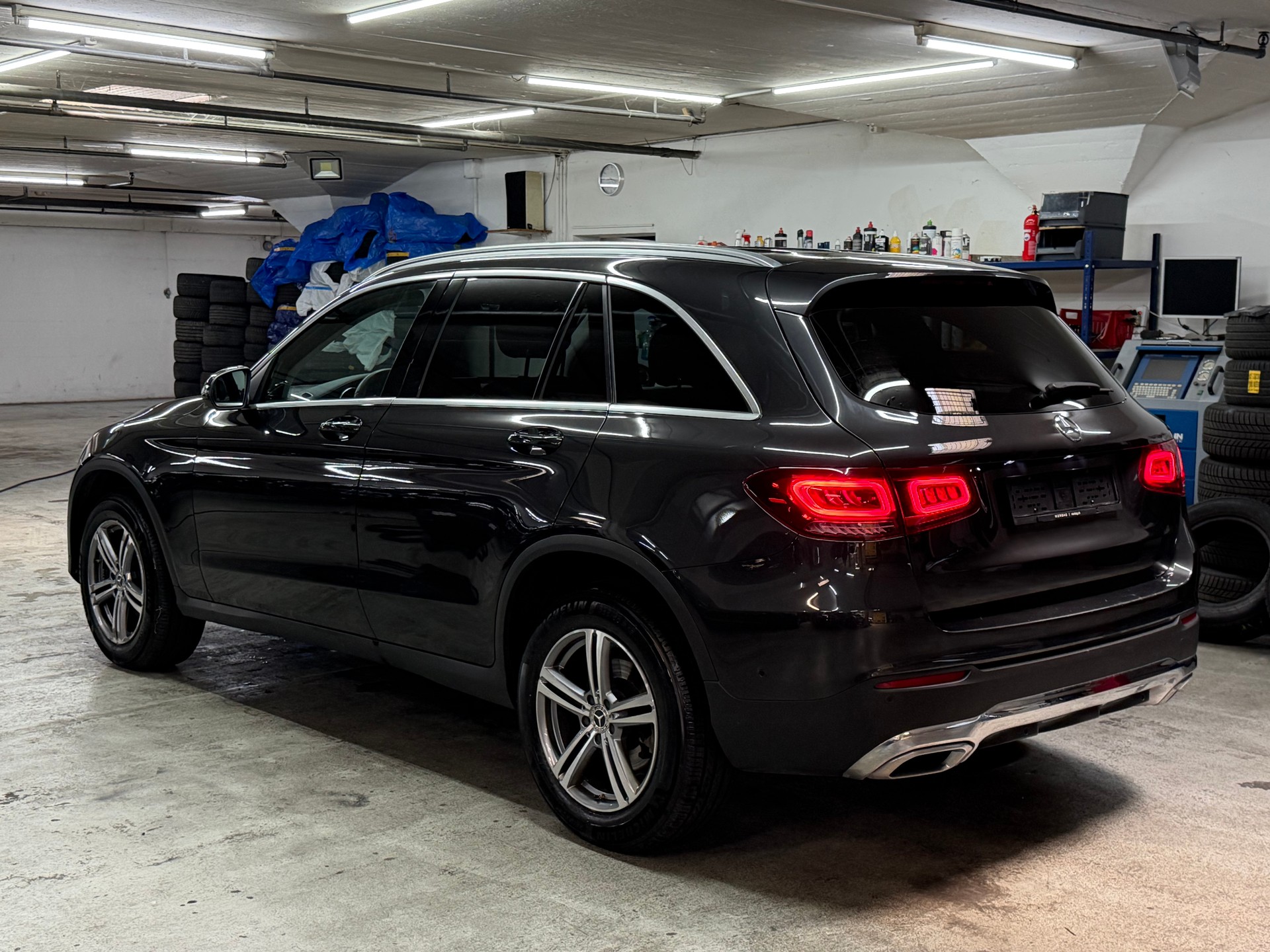 MERCEDES-BENZ GLC 220 d 4Matic 9G-Tronic-image-1