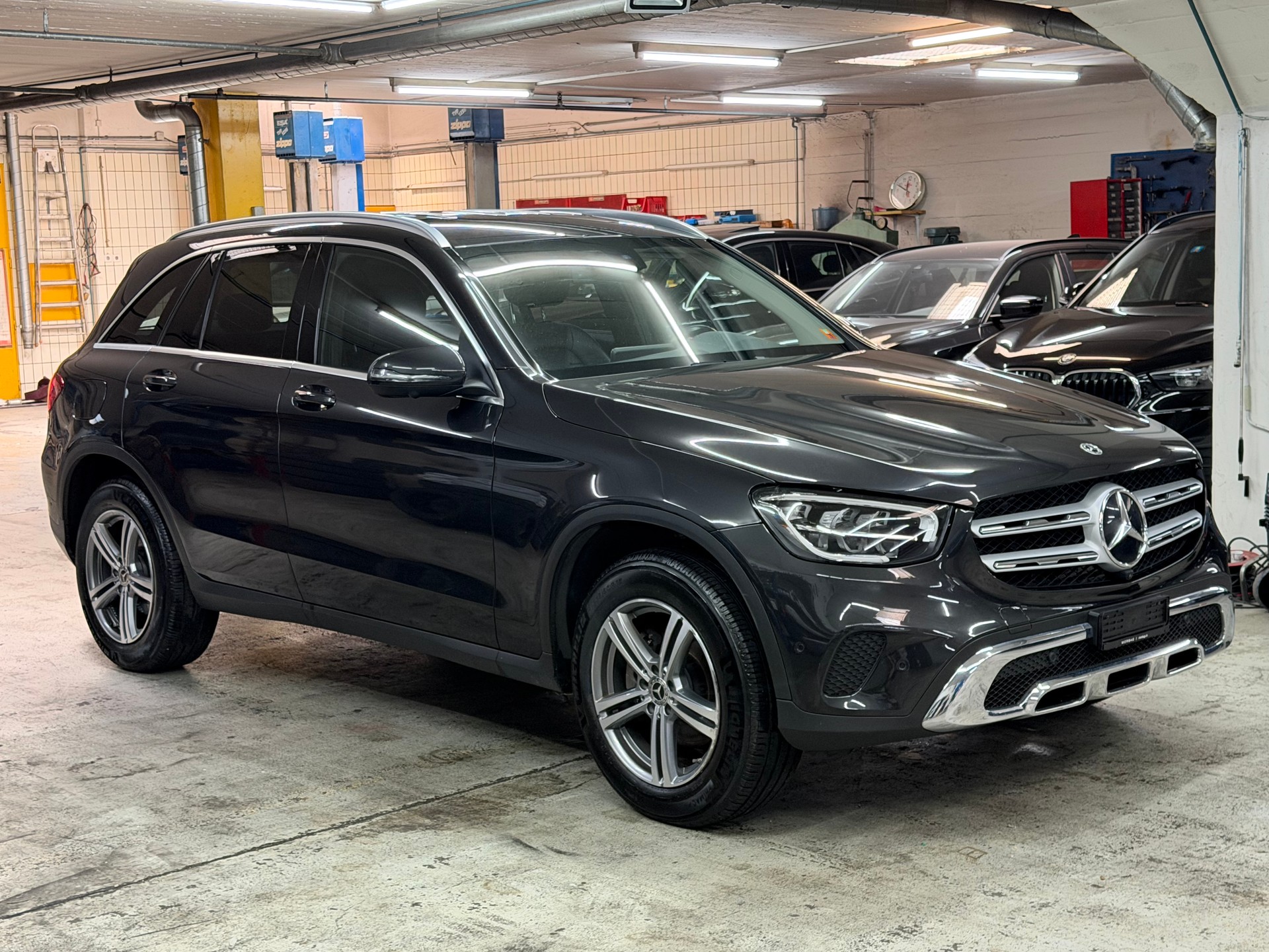 MERCEDES-BENZ GLC 220 d 4Matic 9G-Tronic-image-7