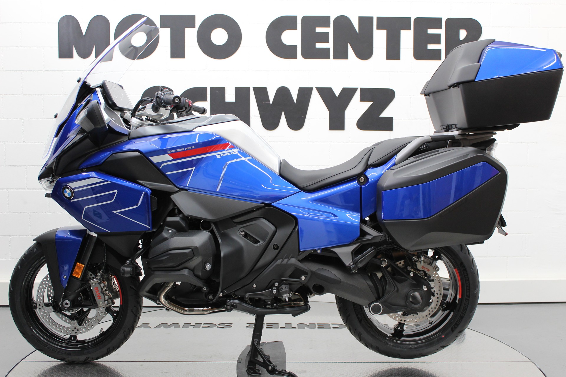 BMW R 1300 RT-showroom-element-3