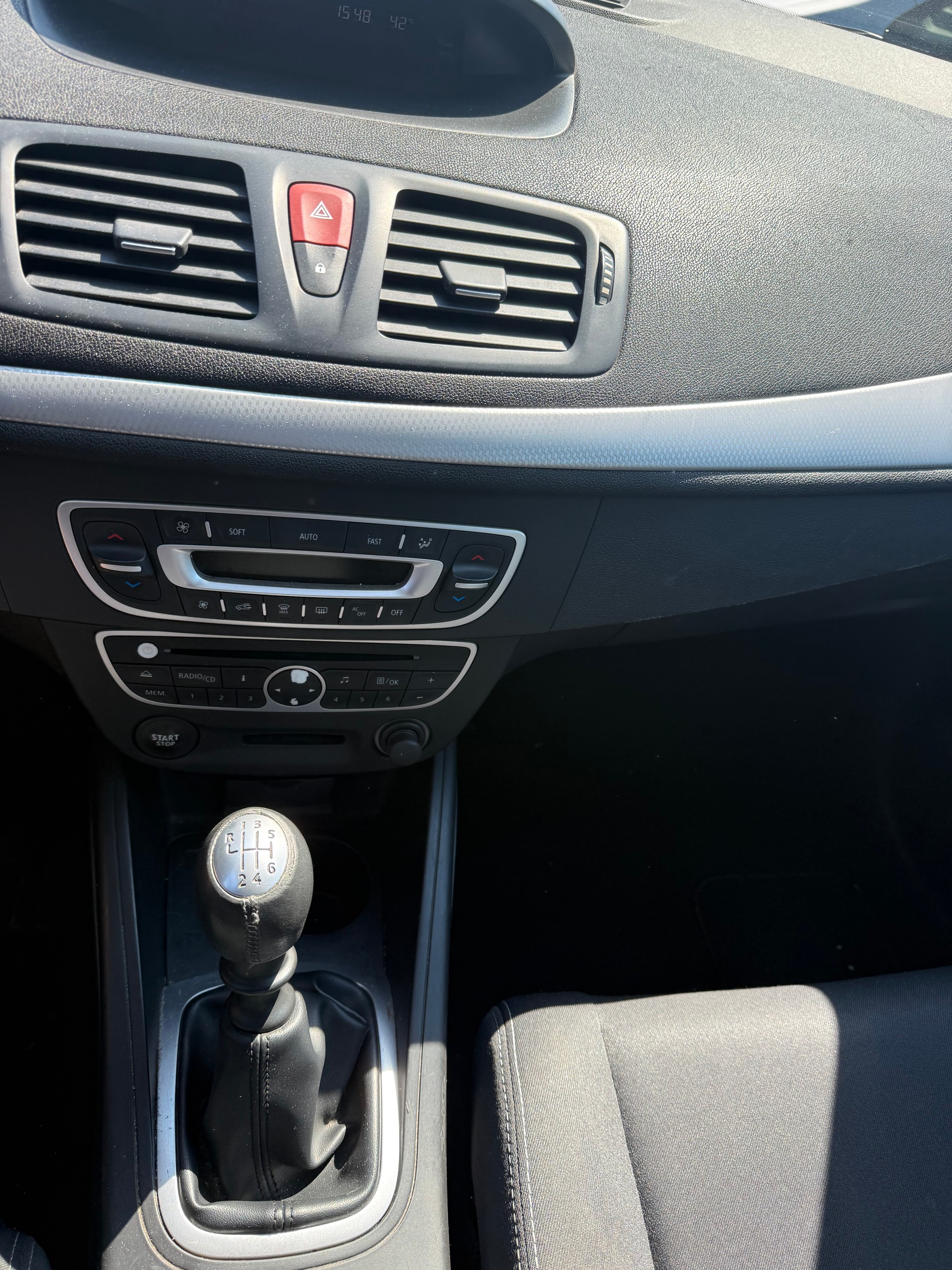 RENAULT Mégane Grandtour 1.4 16V Turbo Expression-image-6