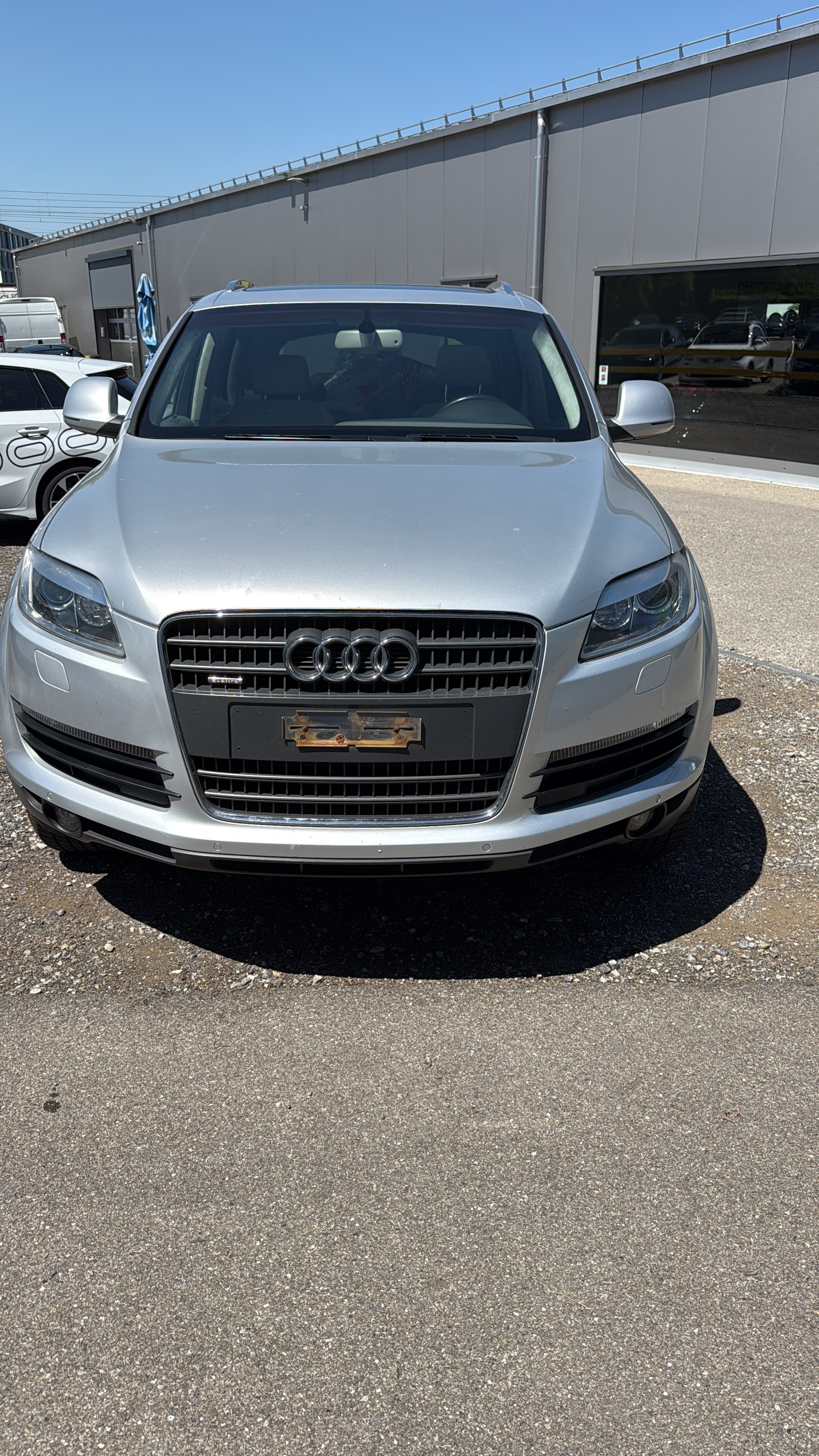 AUDI Q7 4.2 FSI quattro tiptronic-image-1