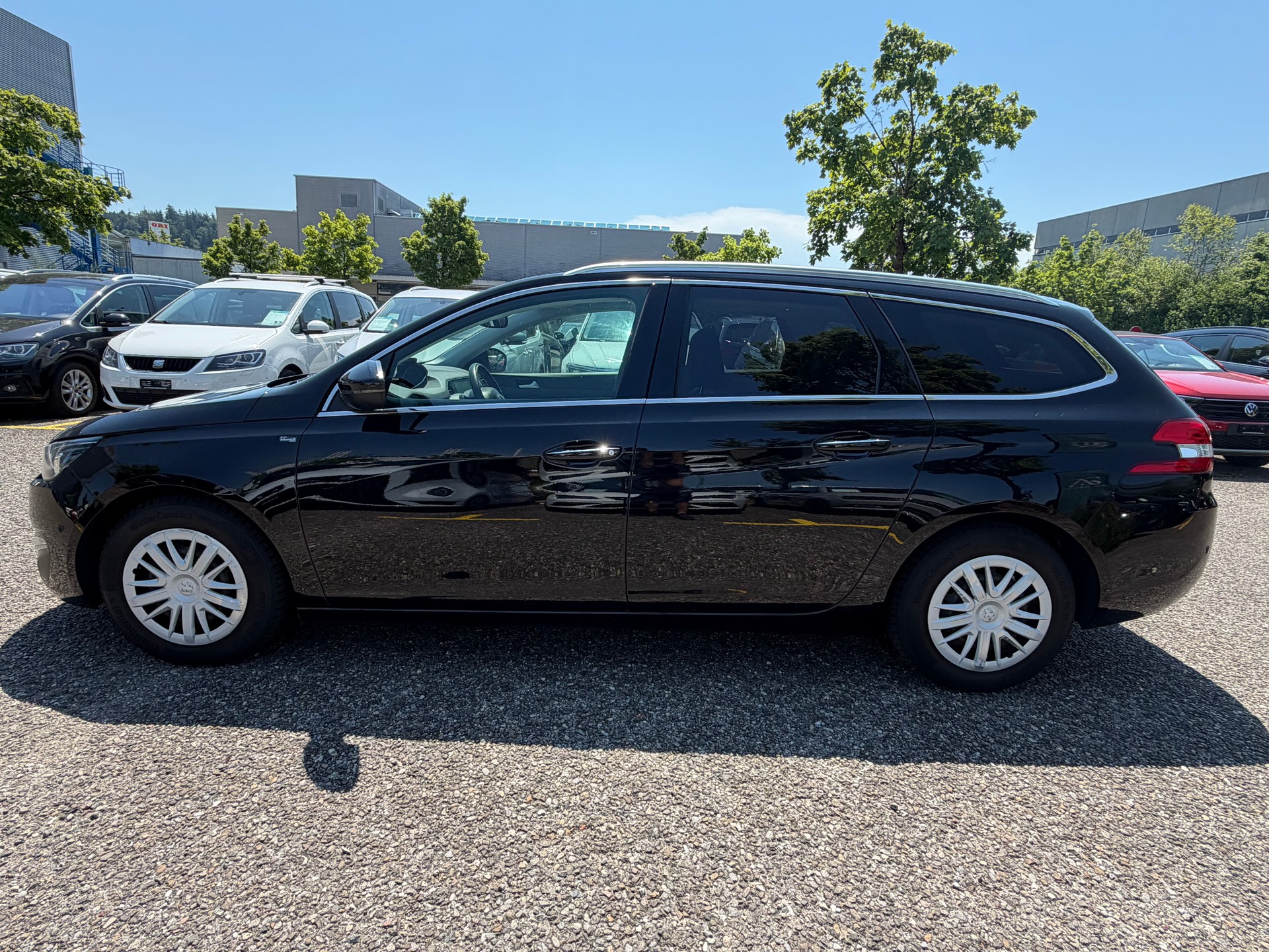 PEUGEOT 308 SW 1.2 THP Féline Automatic-image-7