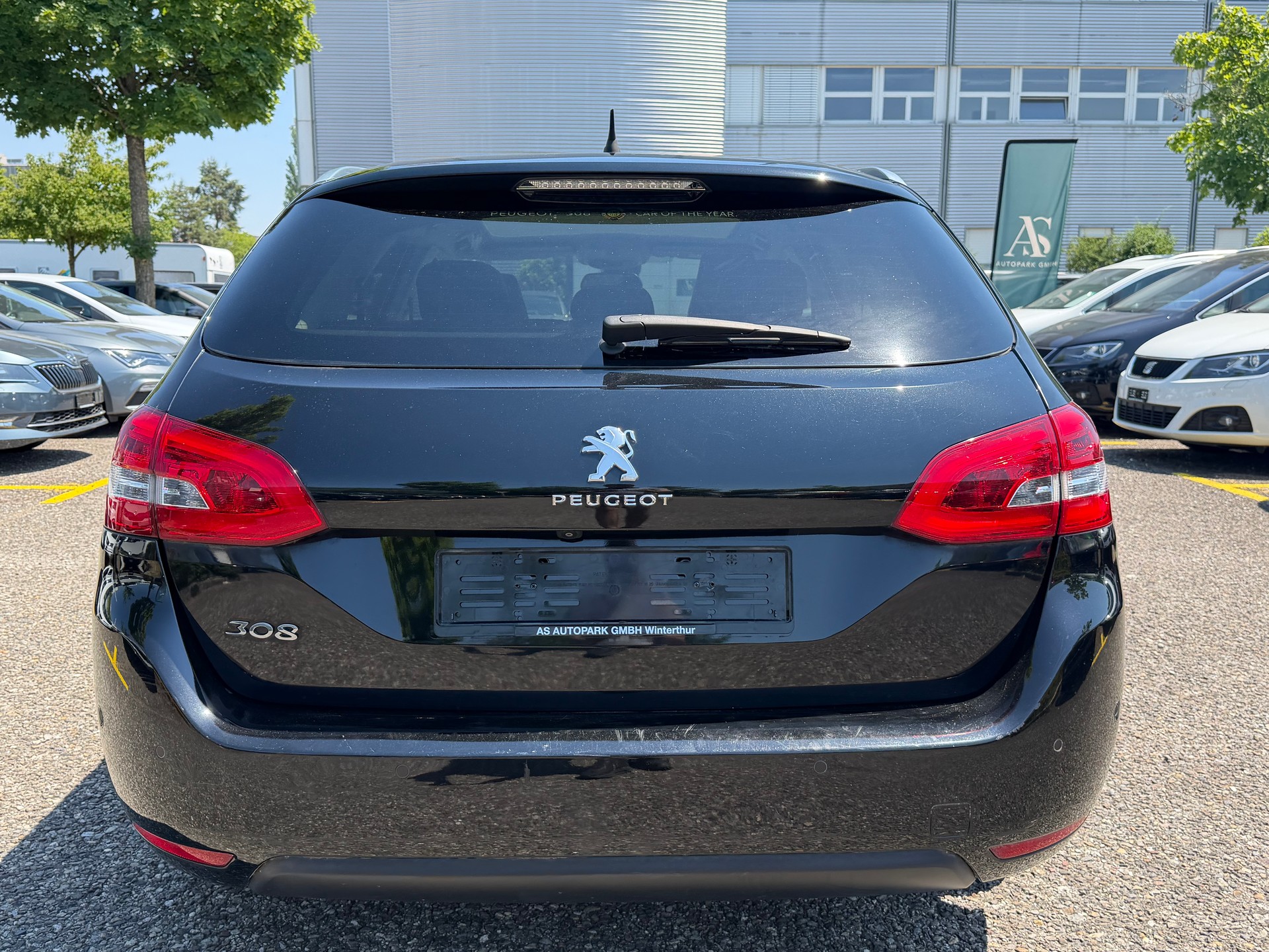 PEUGEOT 308 SW 1.2 THP Féline Automatic-image-5