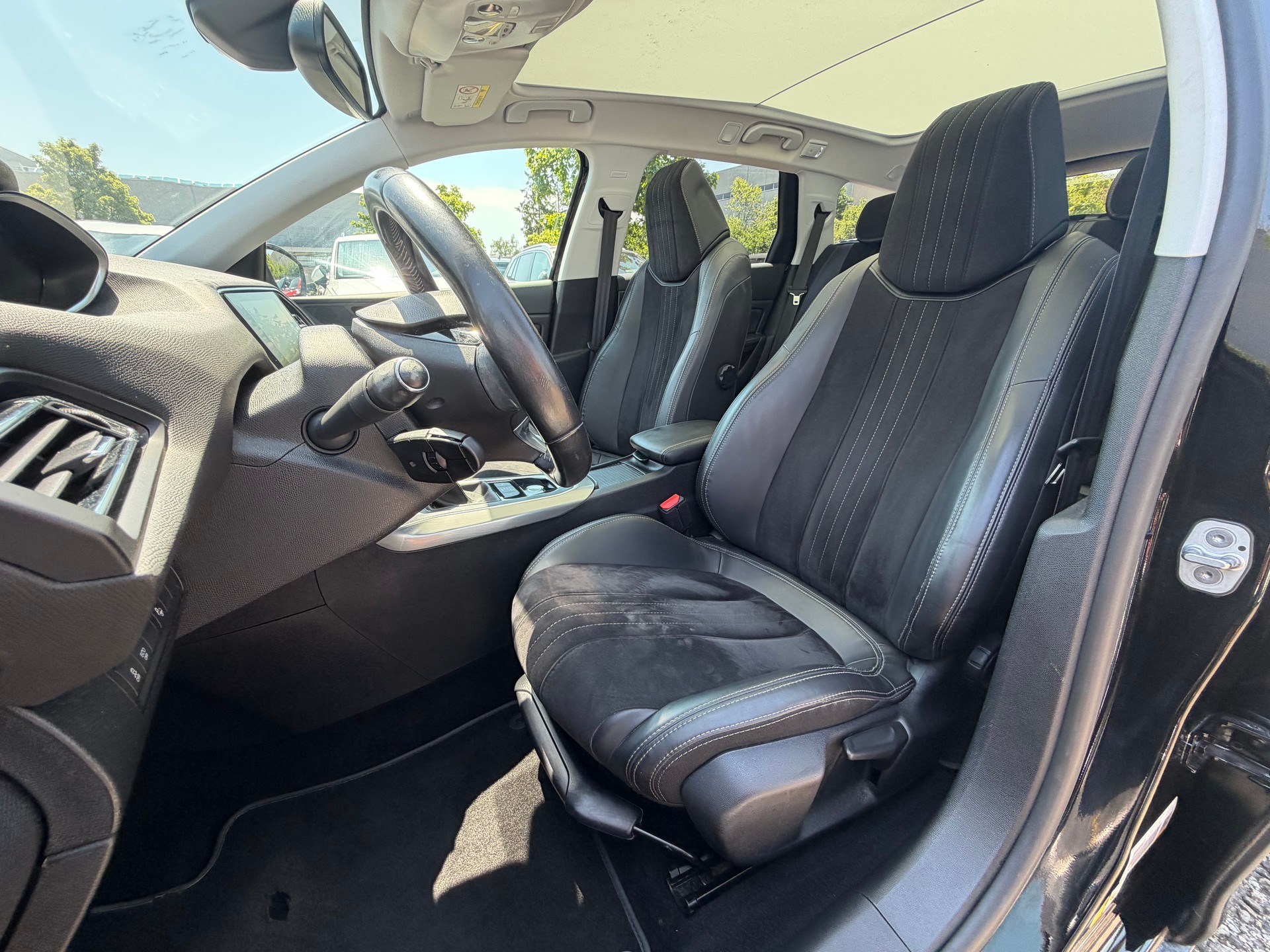 PEUGEOT 308 SW 1.2 THP Féline Automatic-image-8