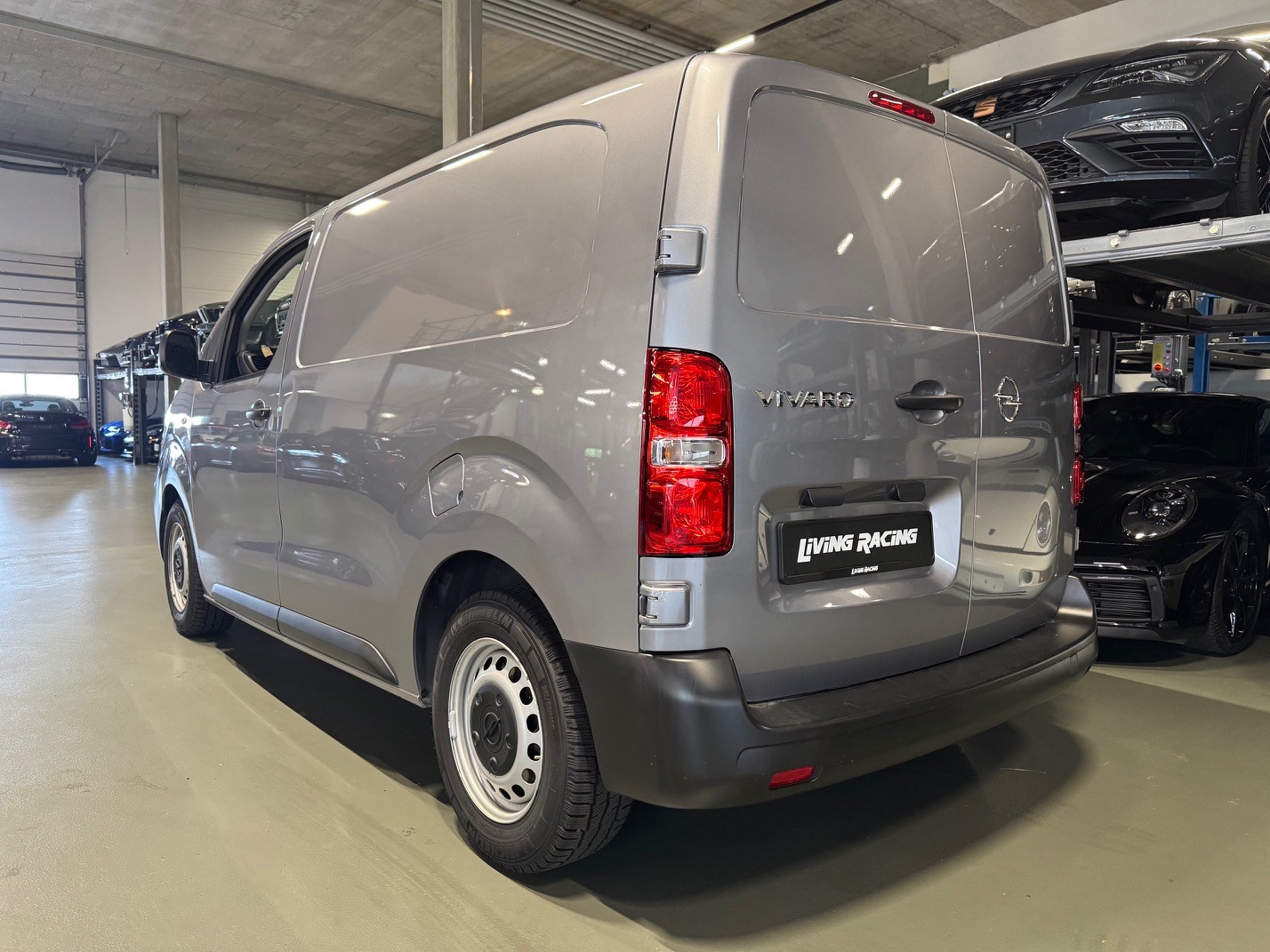 OPEL Vivaro Cargo 2.0 2.7T CDTI Enjoy Aut.-image-2