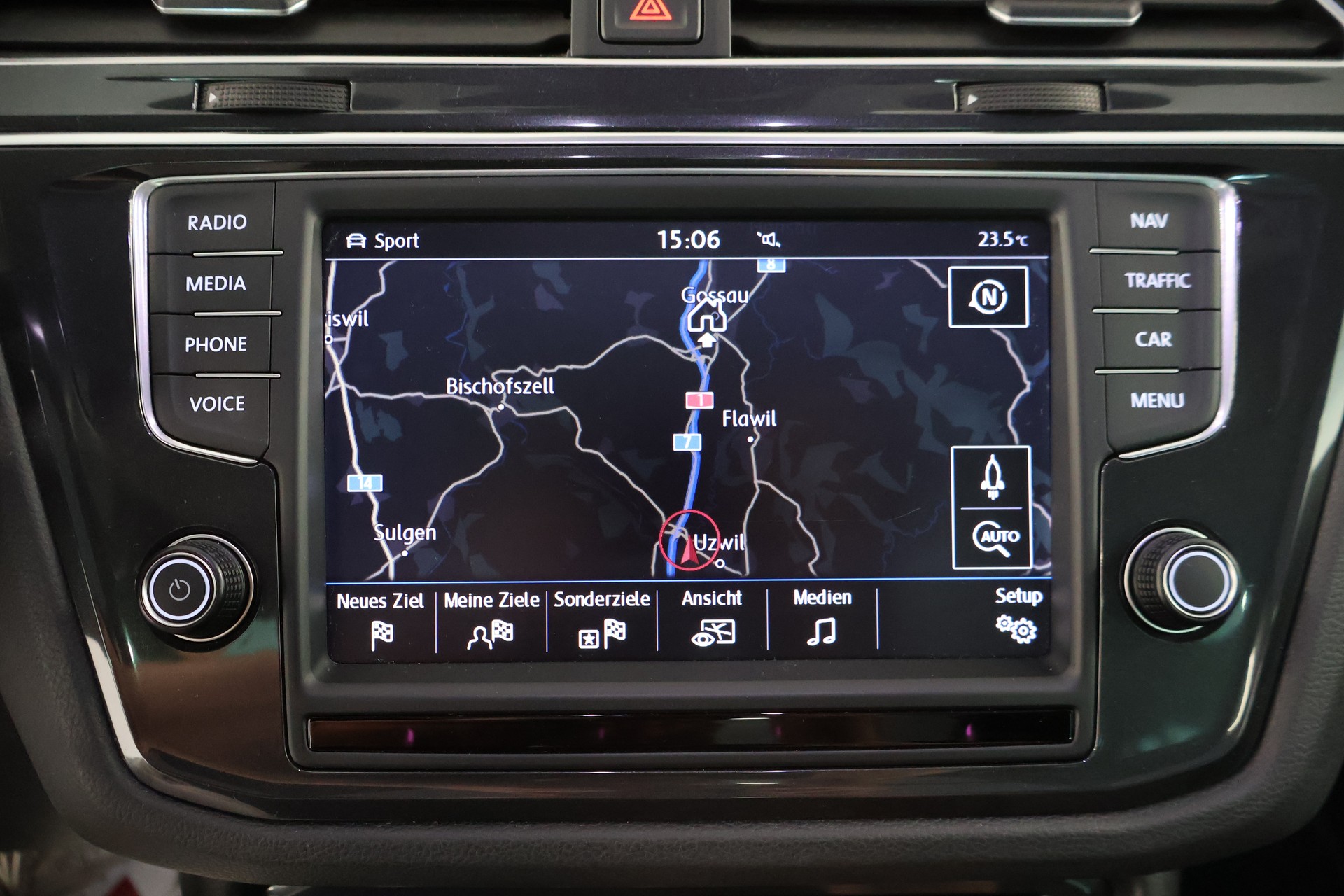 VW Tiguan 2.0TSI R-Line 4Motion DSG-image-19
