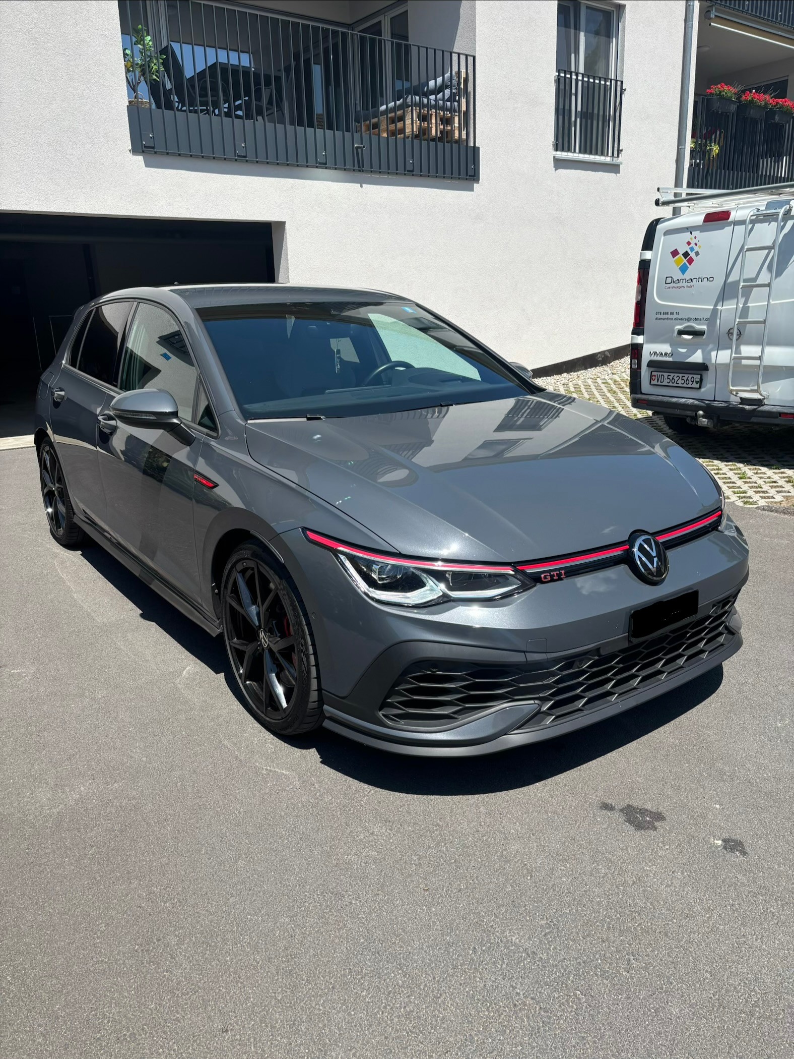 VW 2.0 TSI GTI Clubsport DSG-image-2