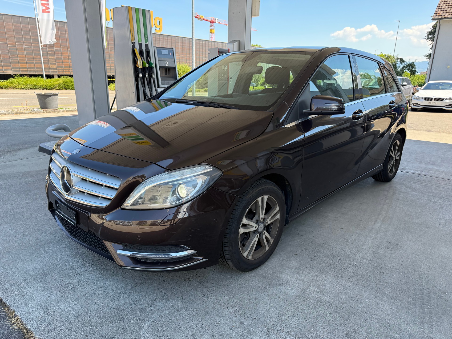 MERCEDES-BENZ B 220 4Matic 7G-DCT-image-1