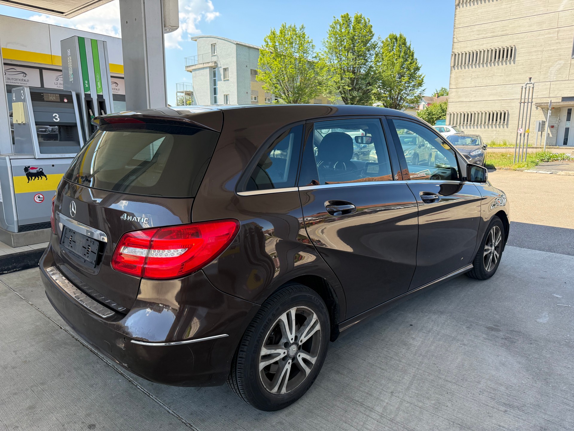MERCEDES-BENZ B 220 4Matic 7G-DCT-image-5