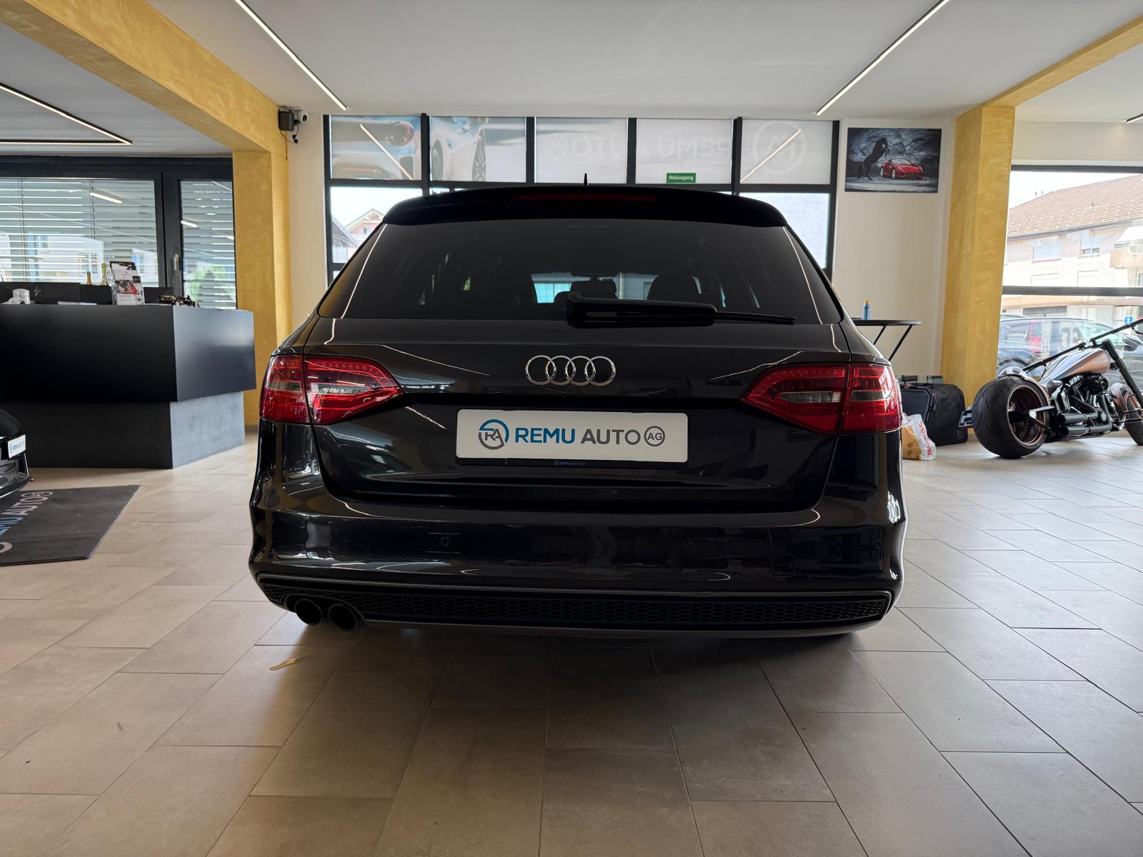 AUDI A4 Avant 2.0 TDI quattro S-tronic-image-3