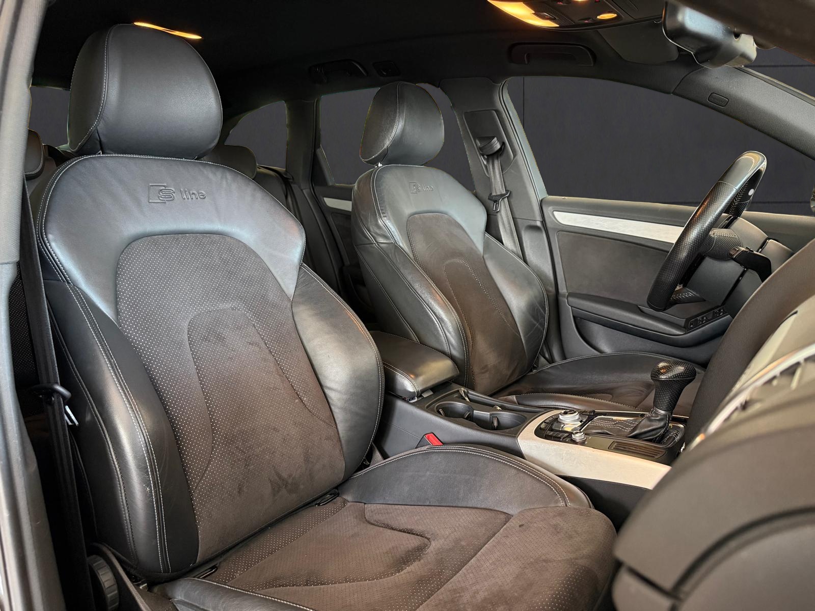 AUDI A4 Avant 2.0 TDI quattro S-tronic-image-13