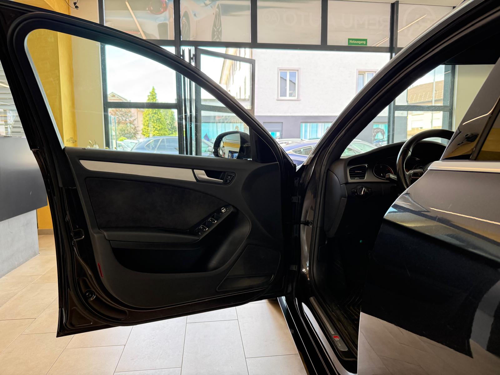 AUDI A4 Avant 2.0 TDI quattro S-tronic-image-9